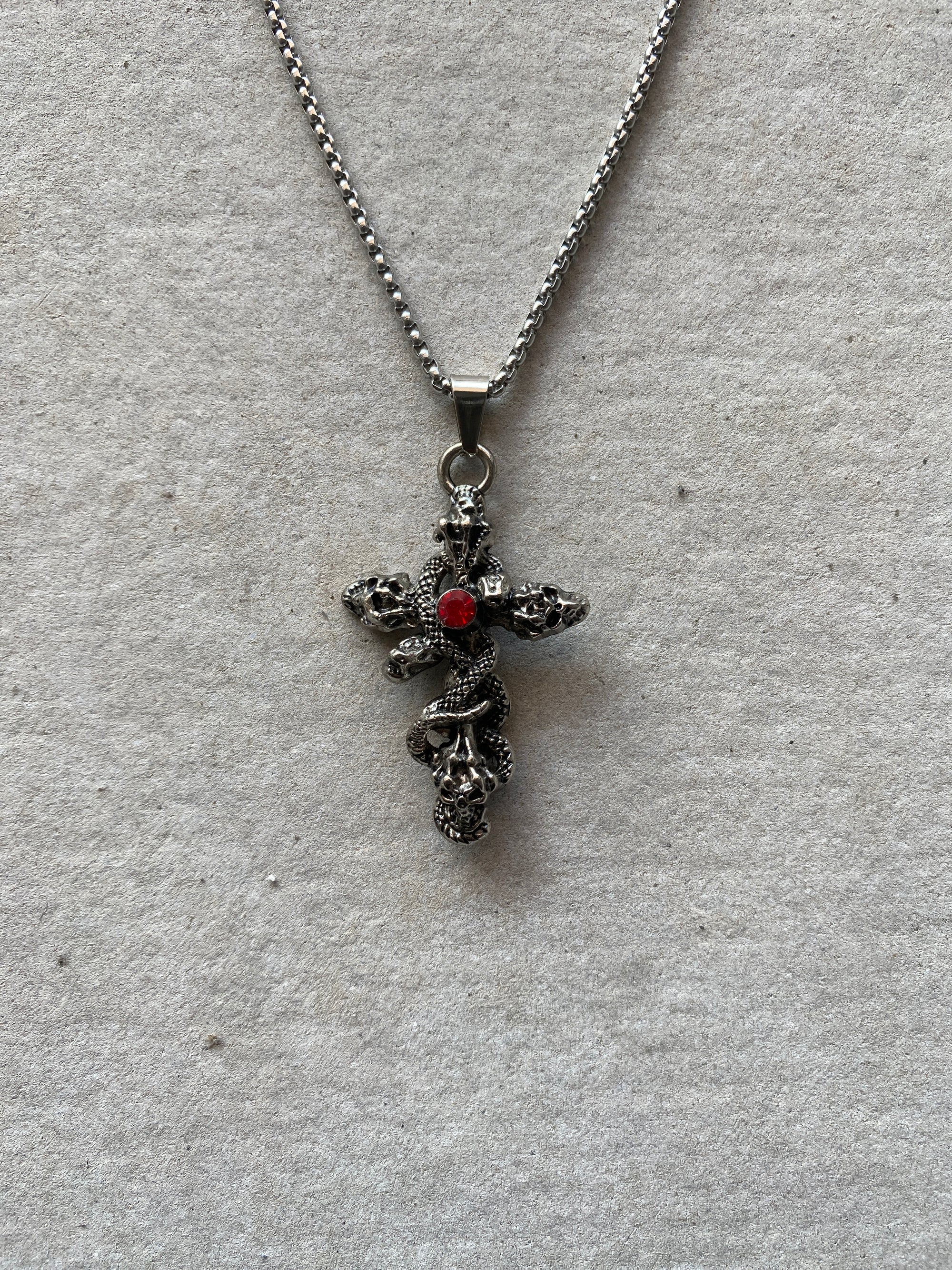 UNISEX LOCKET CHAIN