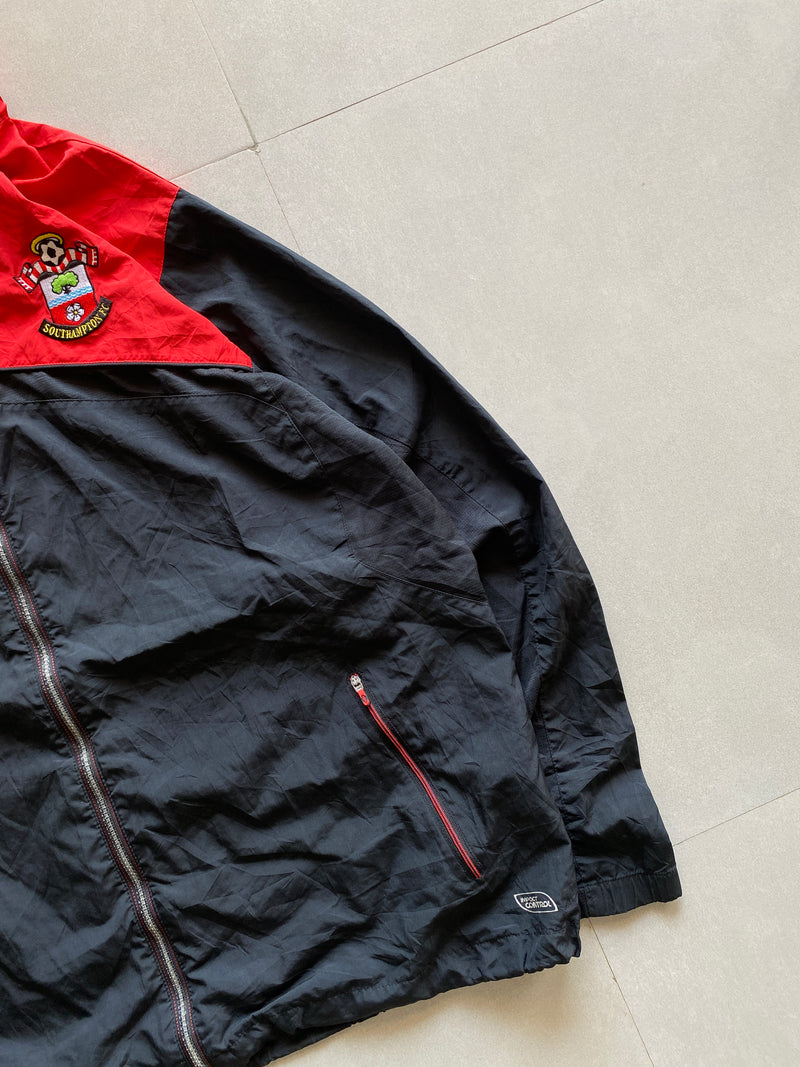 UMBRO SOUTH HAMTON FC JACKET - XL