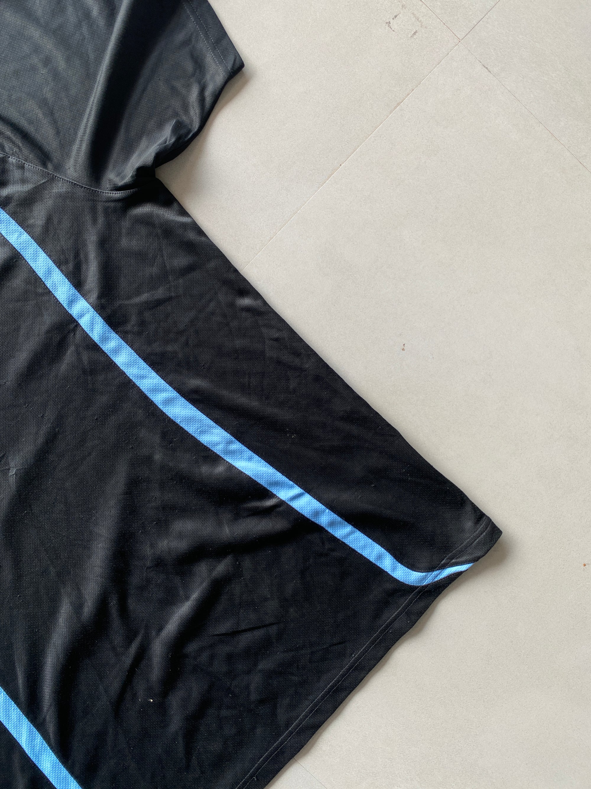 NIKE SPELL OUT TEE - XL