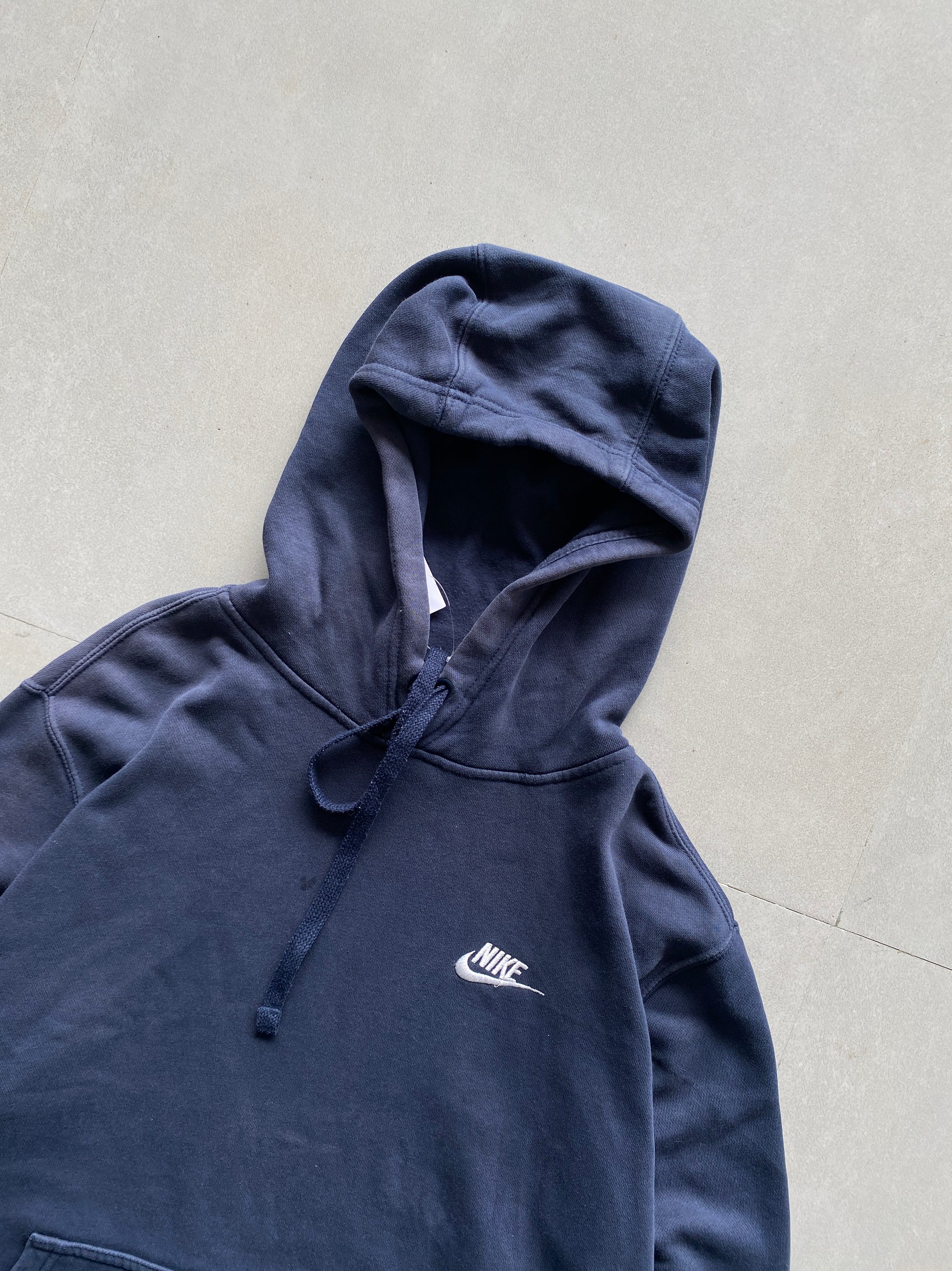NIKE HOODIE - L