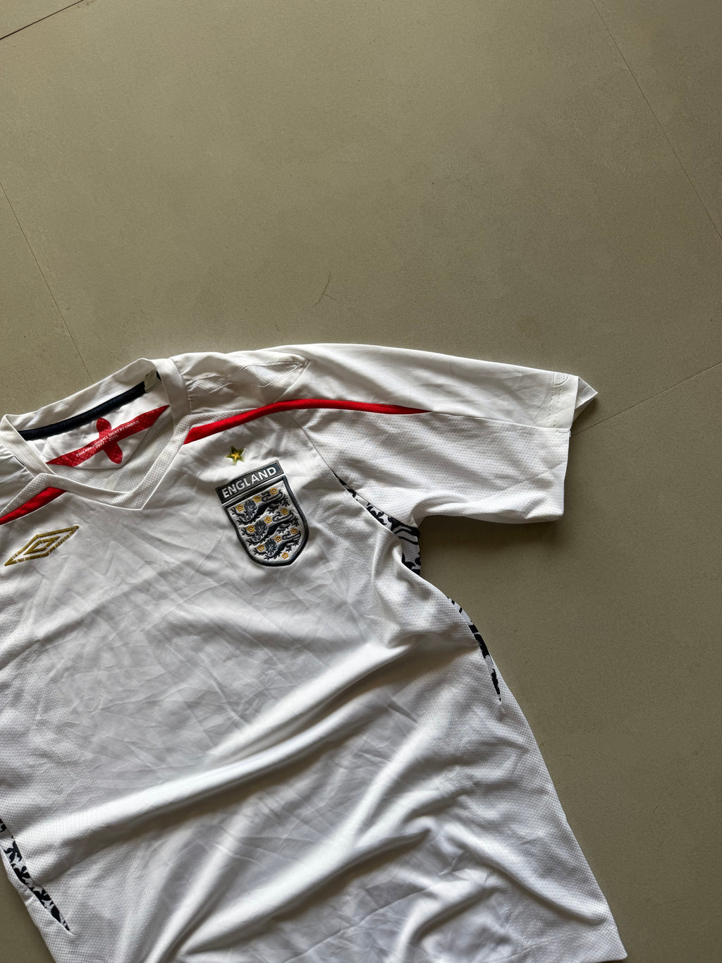2007 UMBRO ENGLAND JERSEY - XS