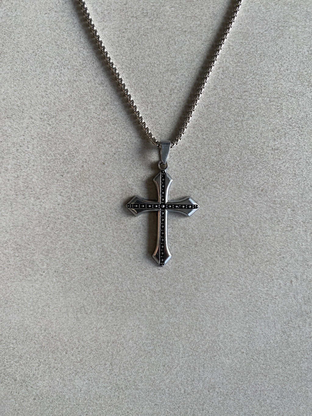 CRUCIFIED CROSS PENDANT CHAIN
