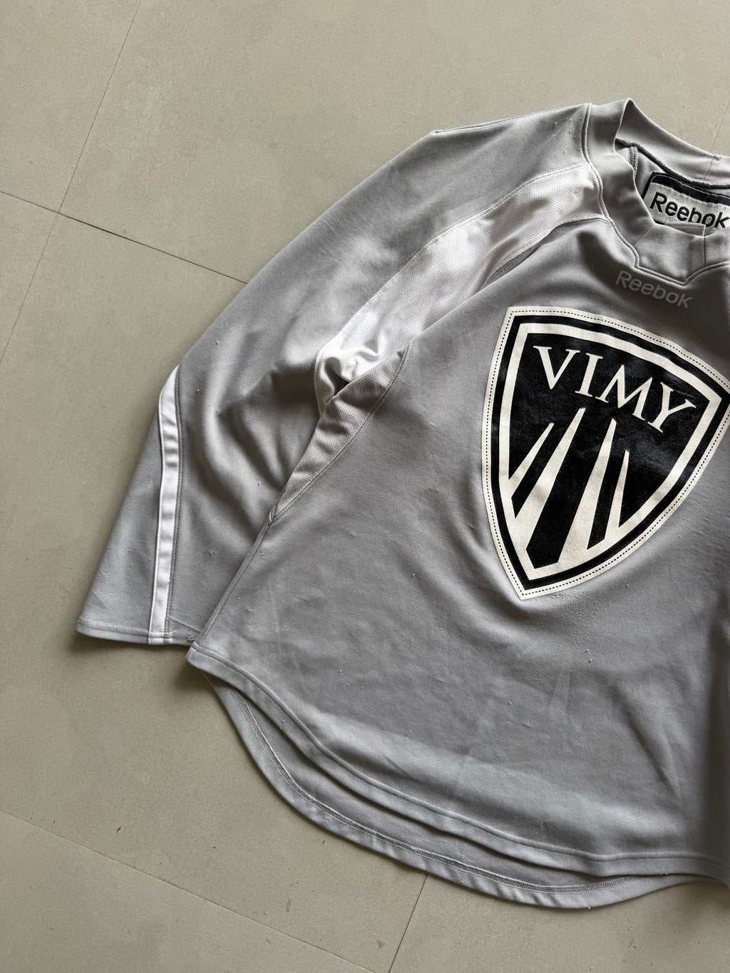 VINTAGE REEBOK VIMY RIDGE NHL JERSEY - M