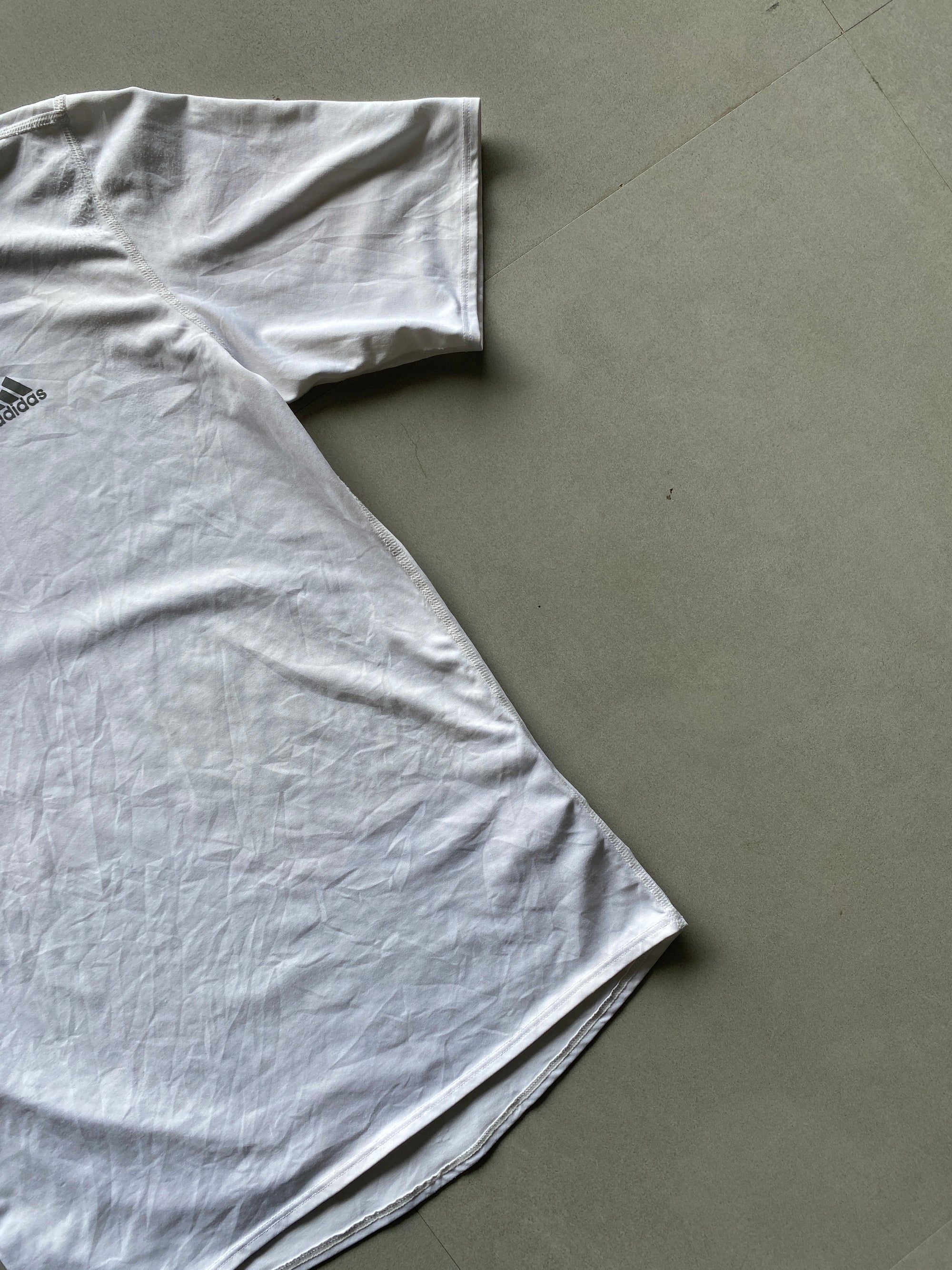 ADIDAS COMPRESSION TEE - S