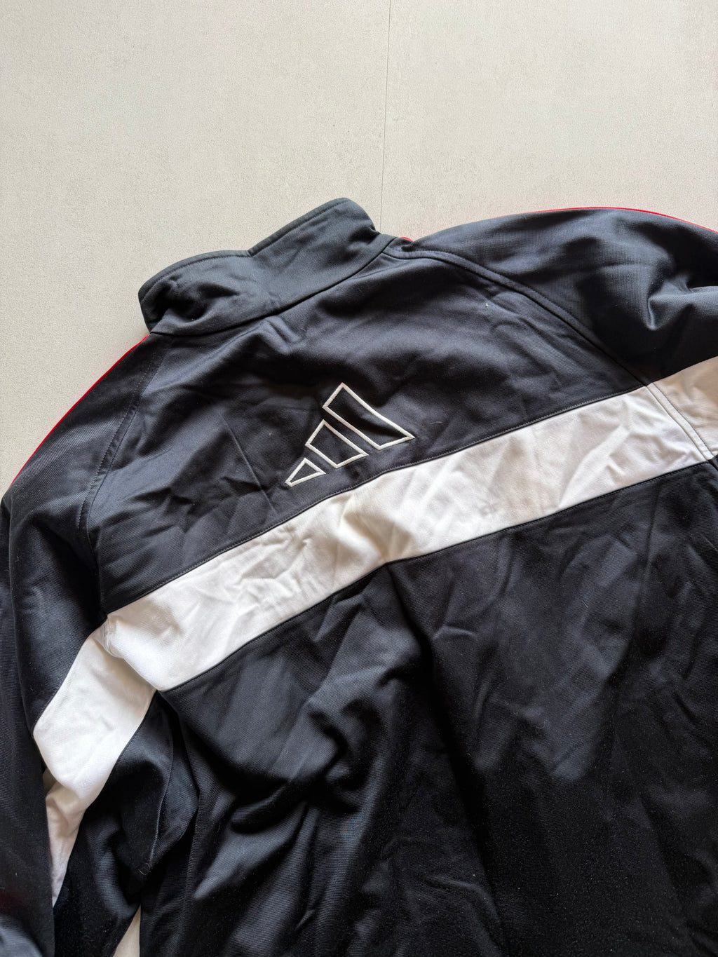ADIDAS STRIPED JACKET  - XL