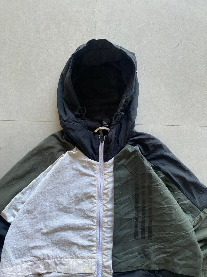 ADIDAS STRIPED JACKET - M