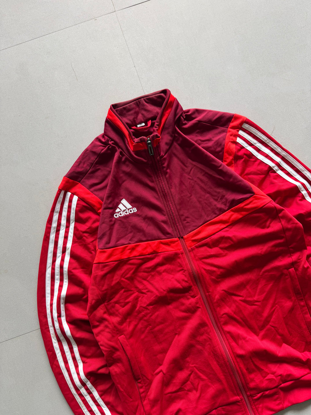 ADIDAS STRIPED JACKET - M