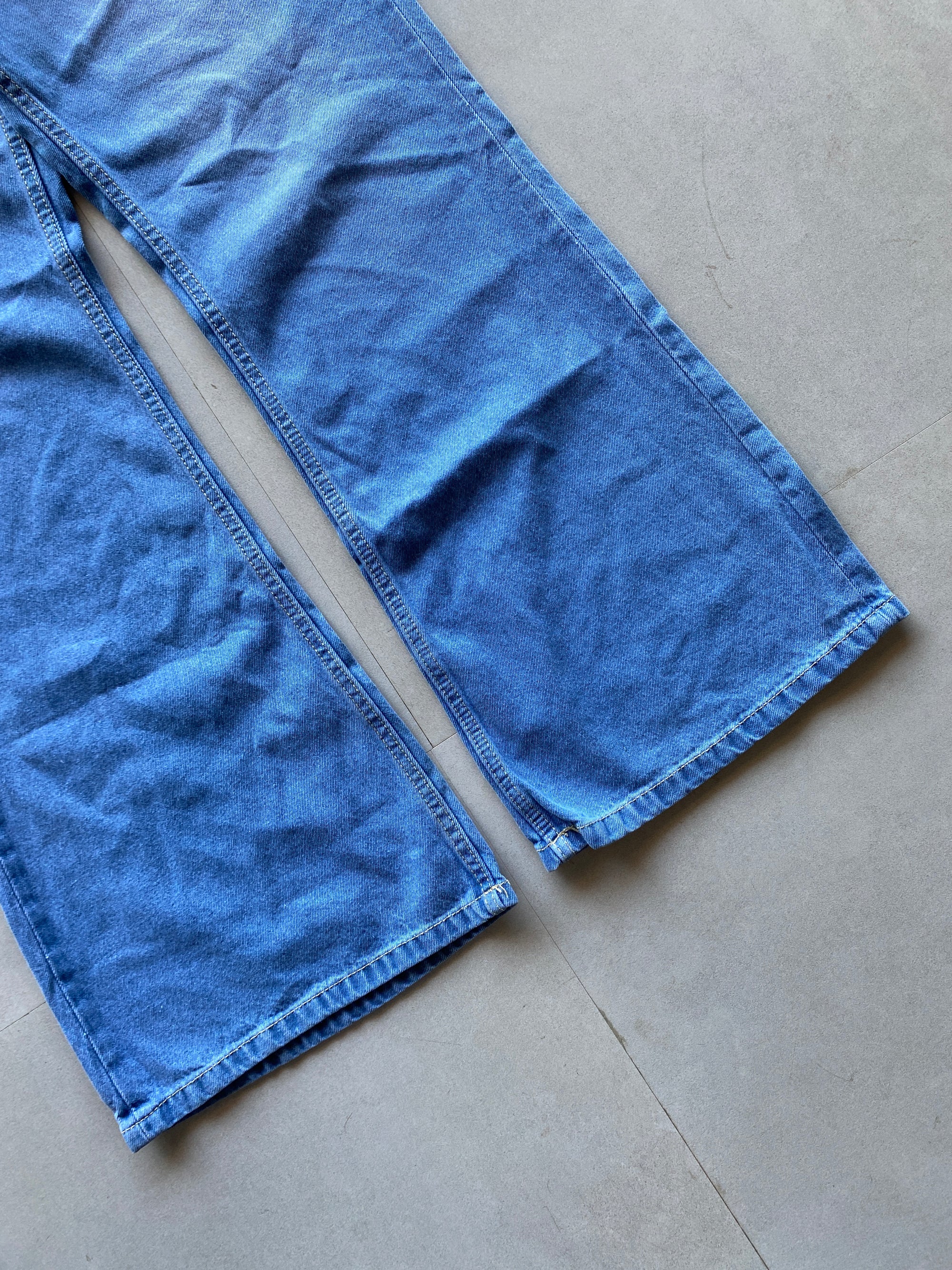 BOOT CUT  DENIM -