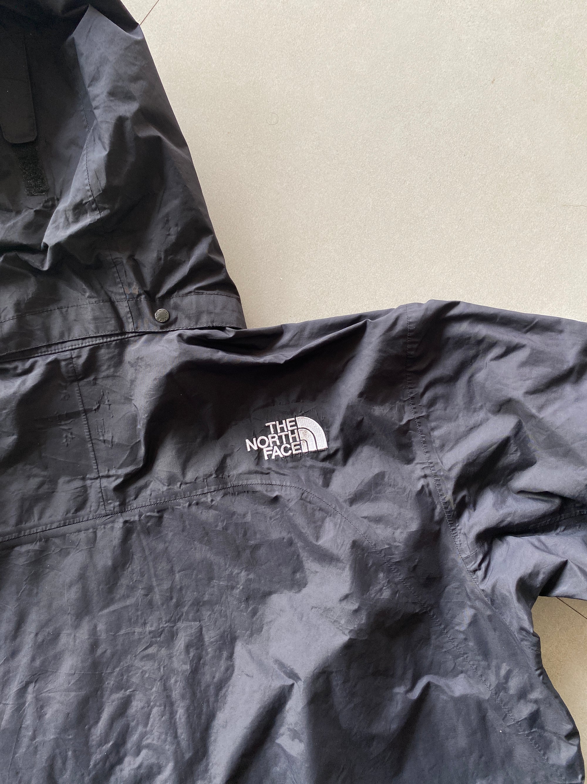 THE NORTH FACE HYVENT JACKET - XL