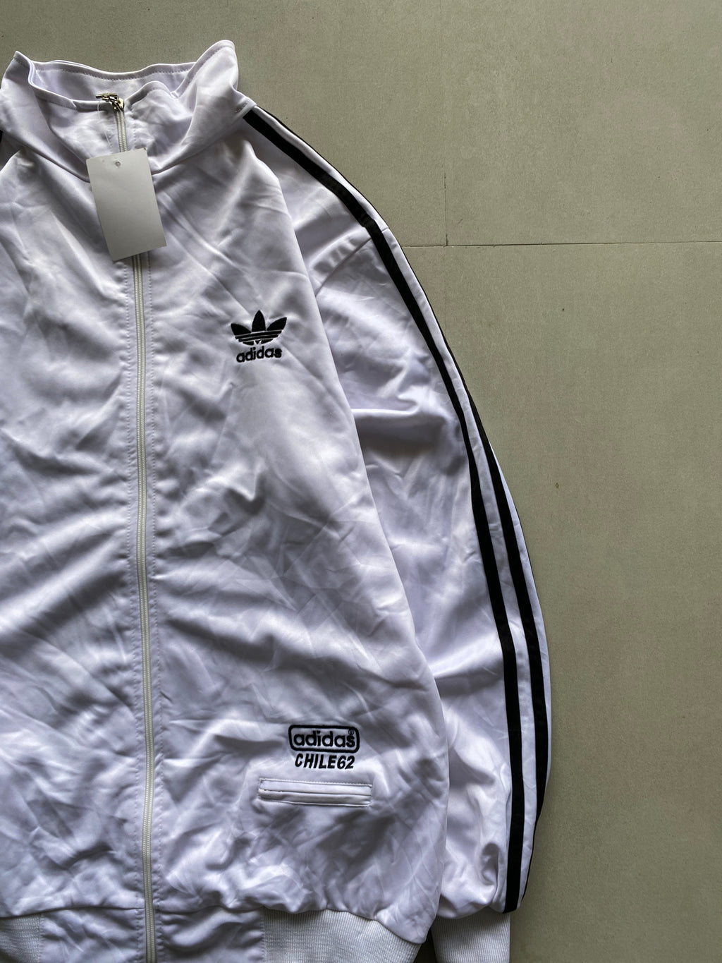 ADIDAS ORGINALS STRIPED JACKET - L