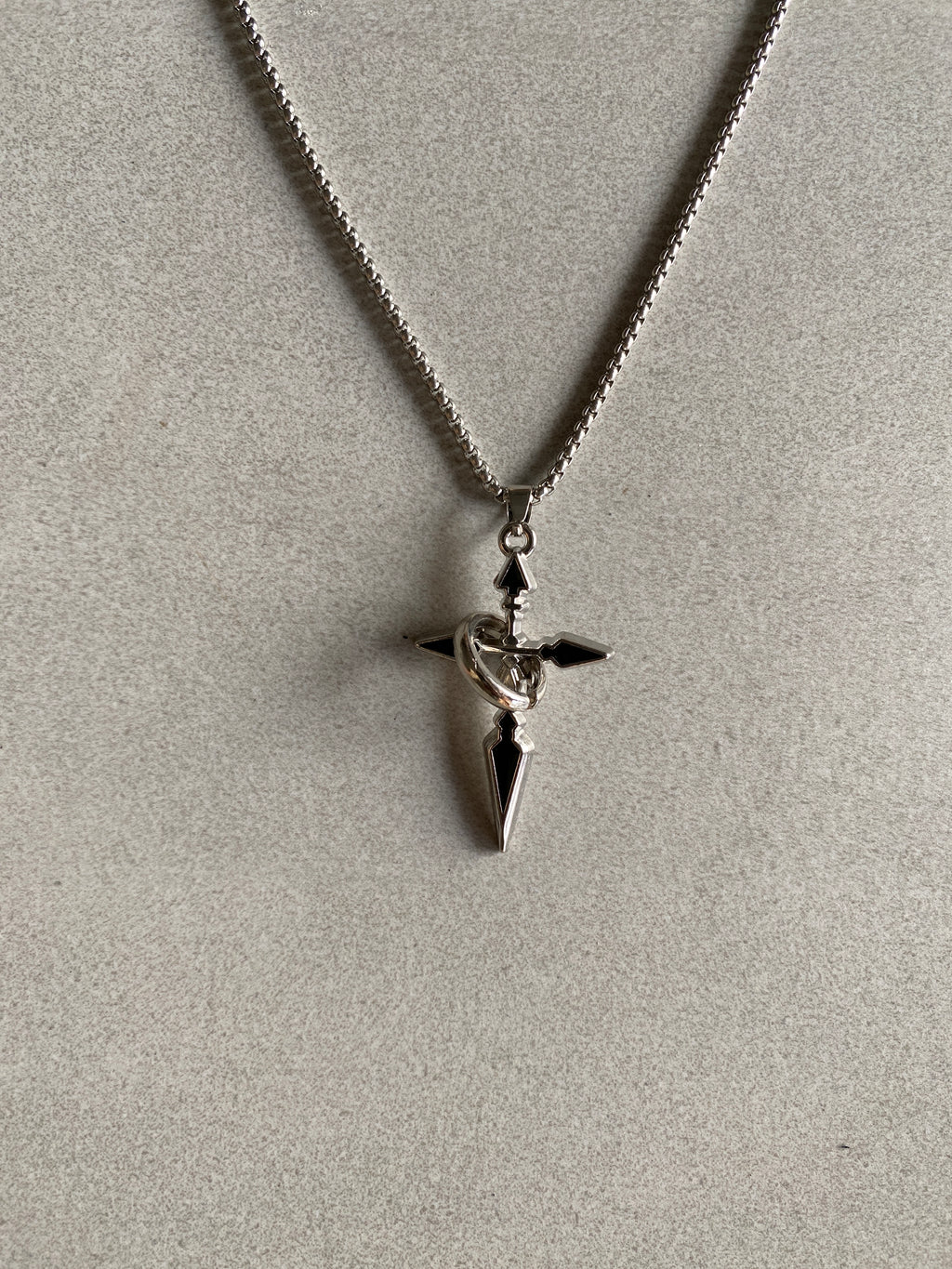 CELTIC CROSS PENDANT CHAIN