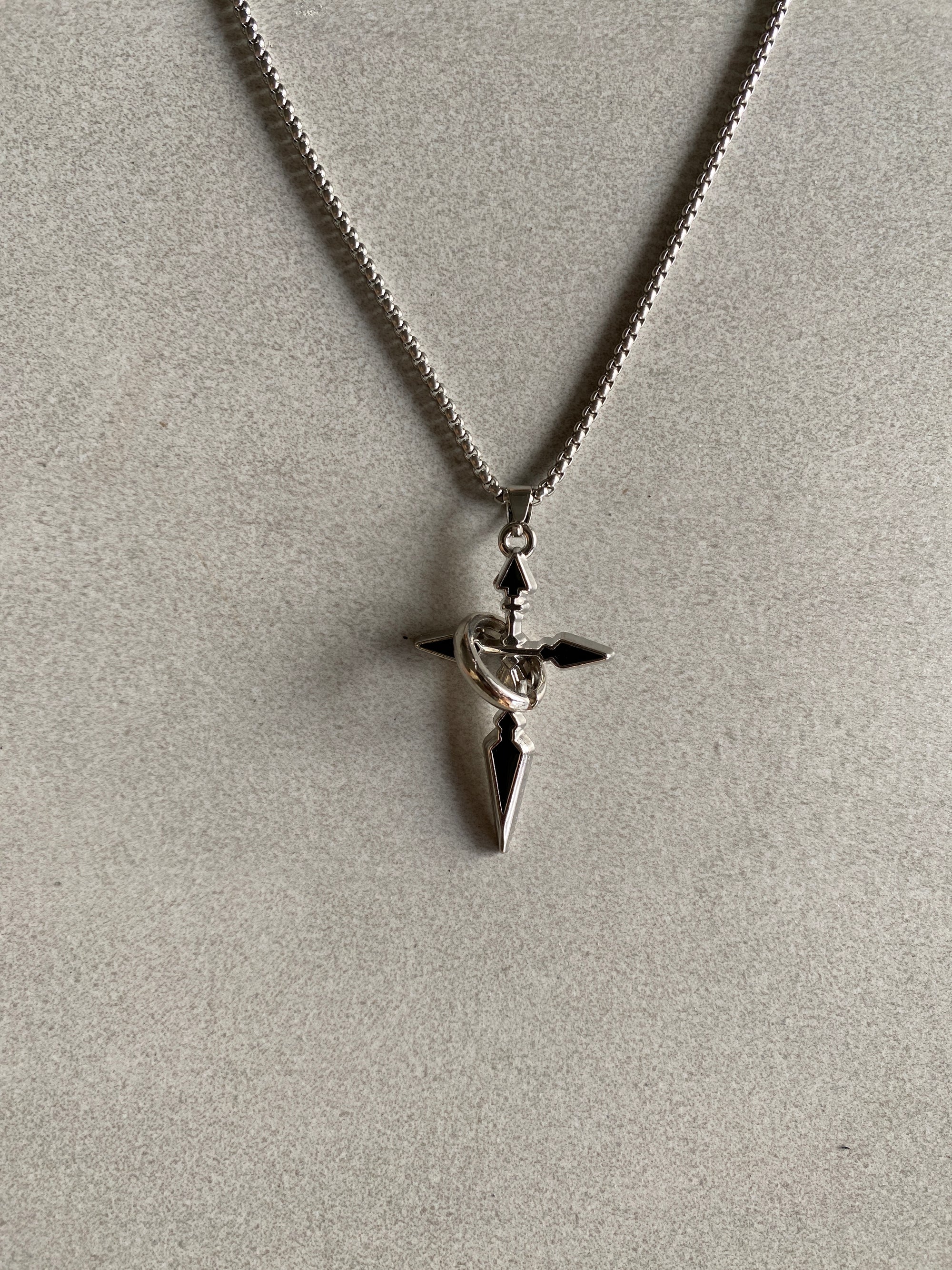 CELTIC CROSS PENDANT CHAIN