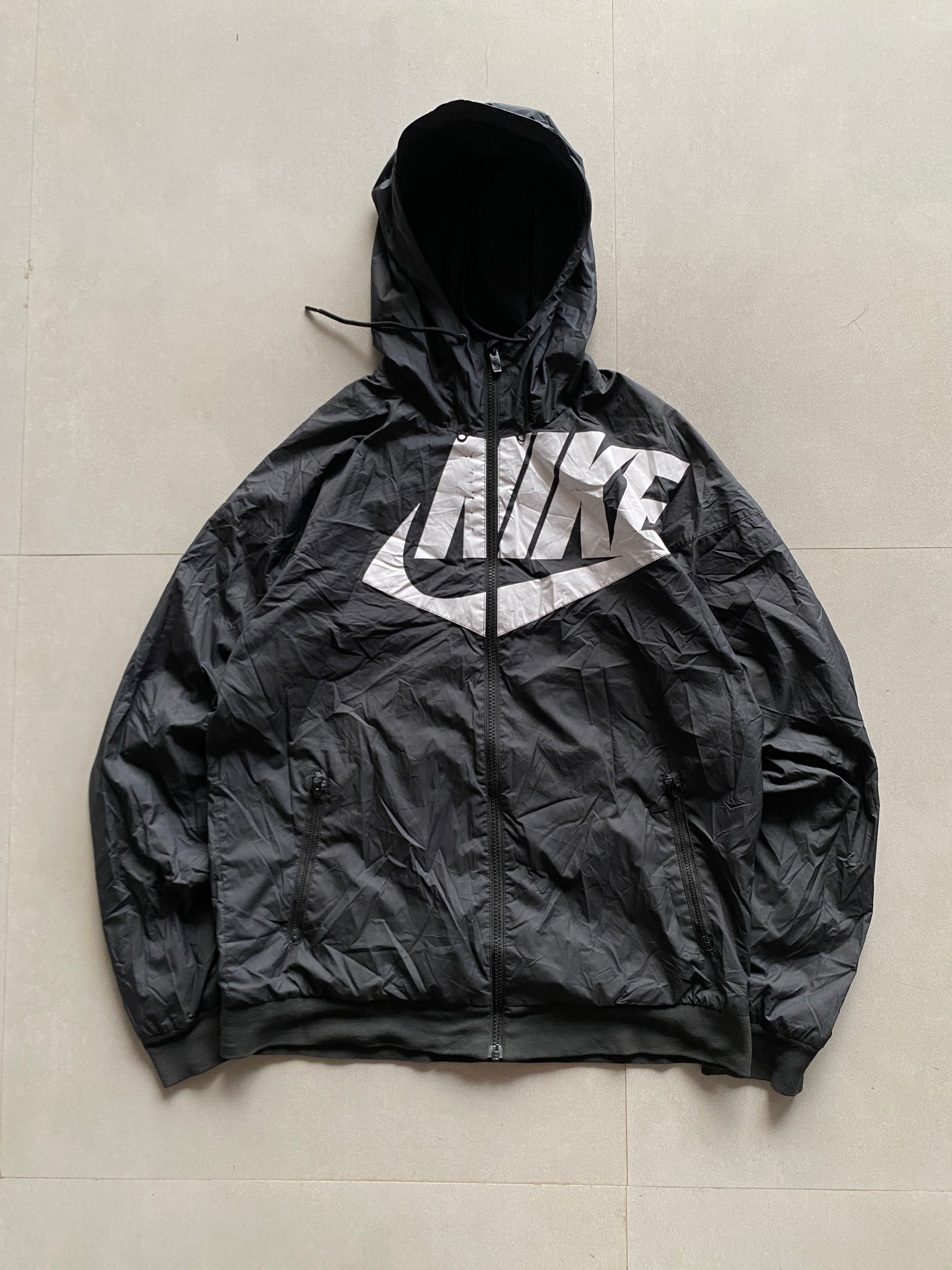 NIKE BIG LOGO JACKET - L