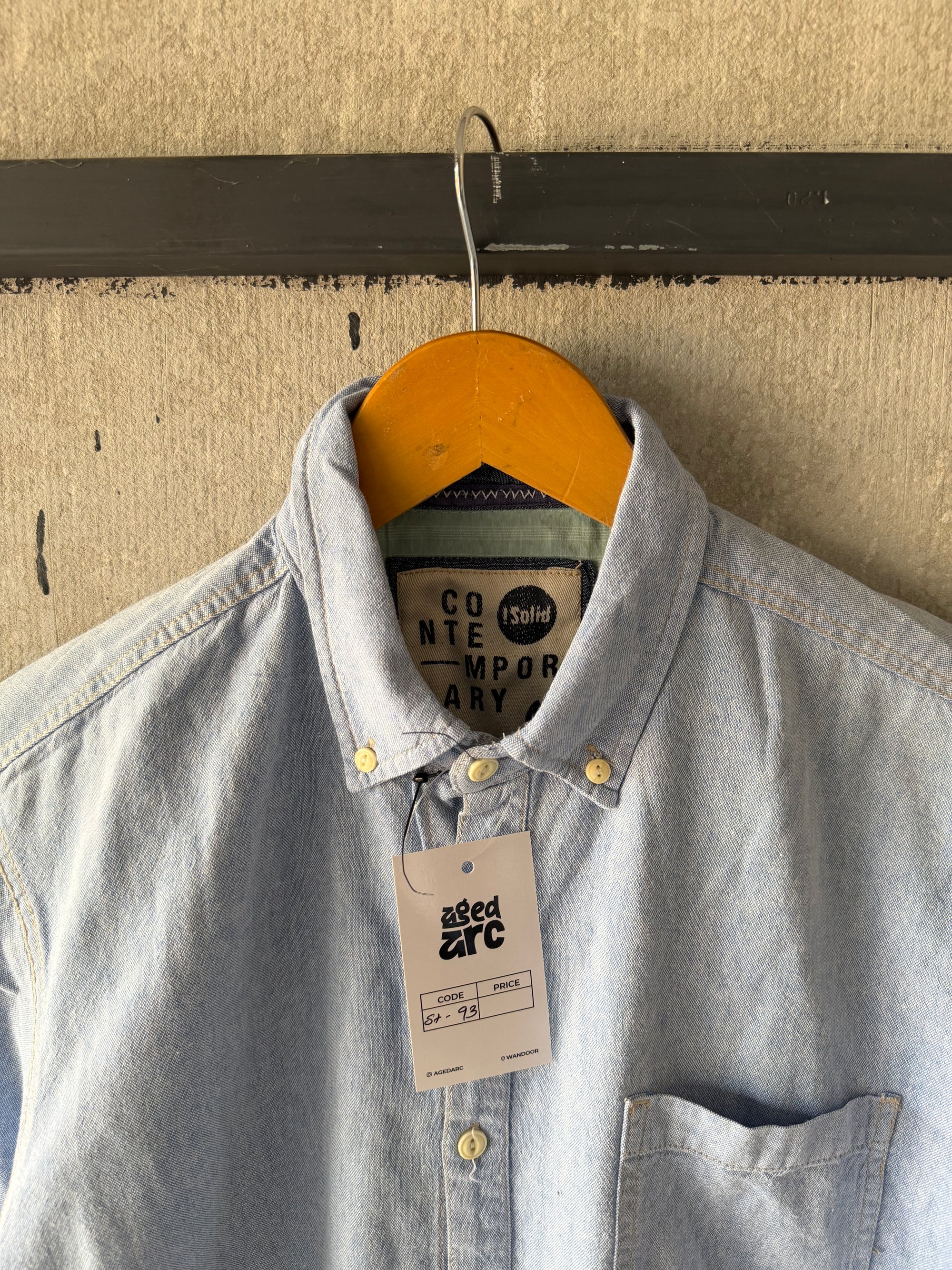 CONTEMPOARY SHIRT - XL ST93