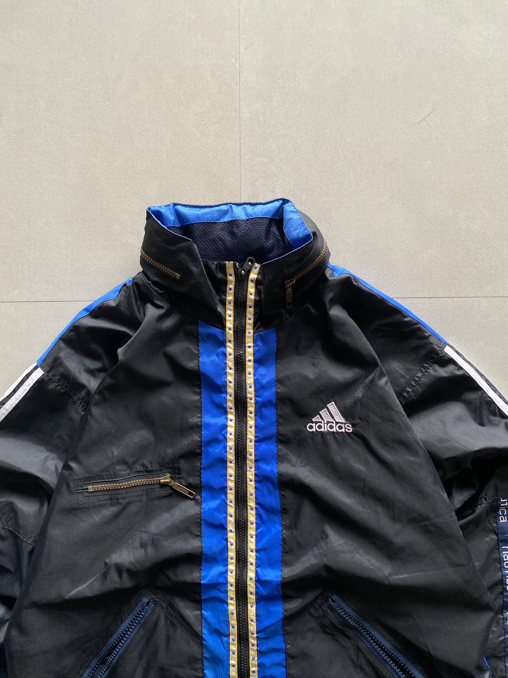 VINTAGE ADIDAS BIG LOGO JACKET - XL