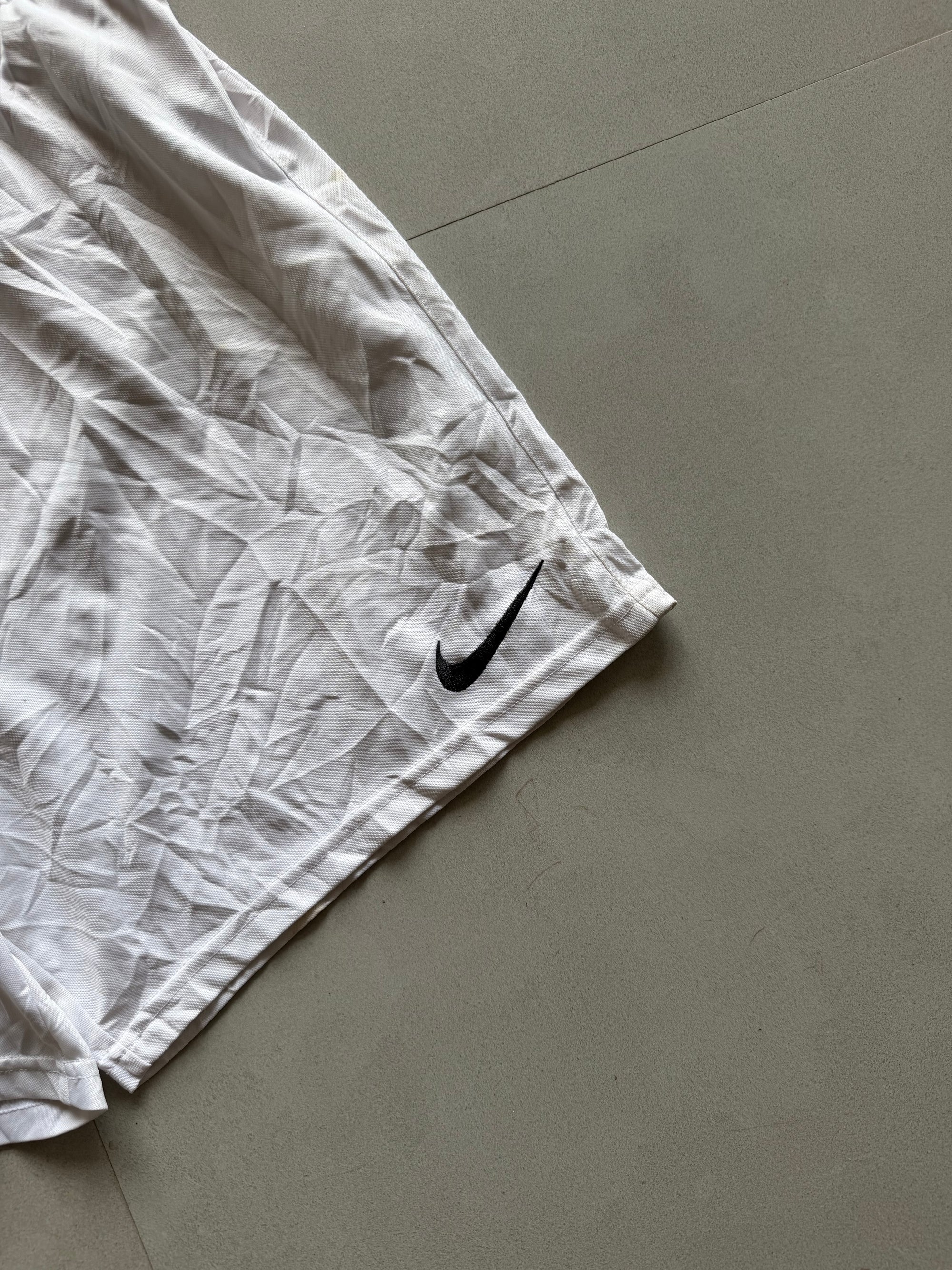 NIKE SHORTS - XL