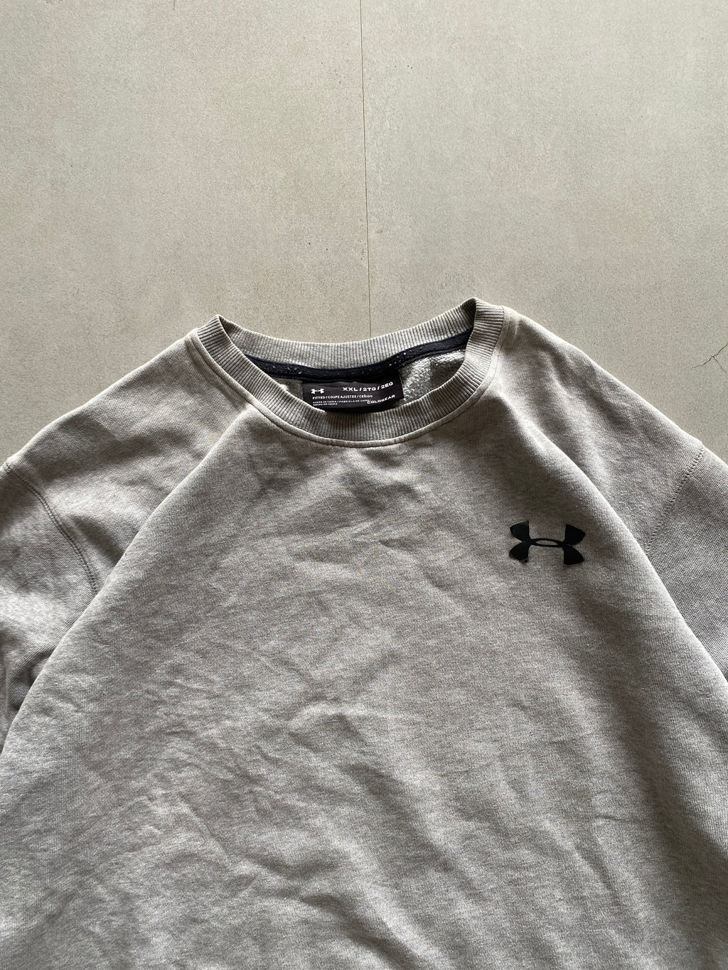 UNDER ARMOUR SWEATSHIRT - M