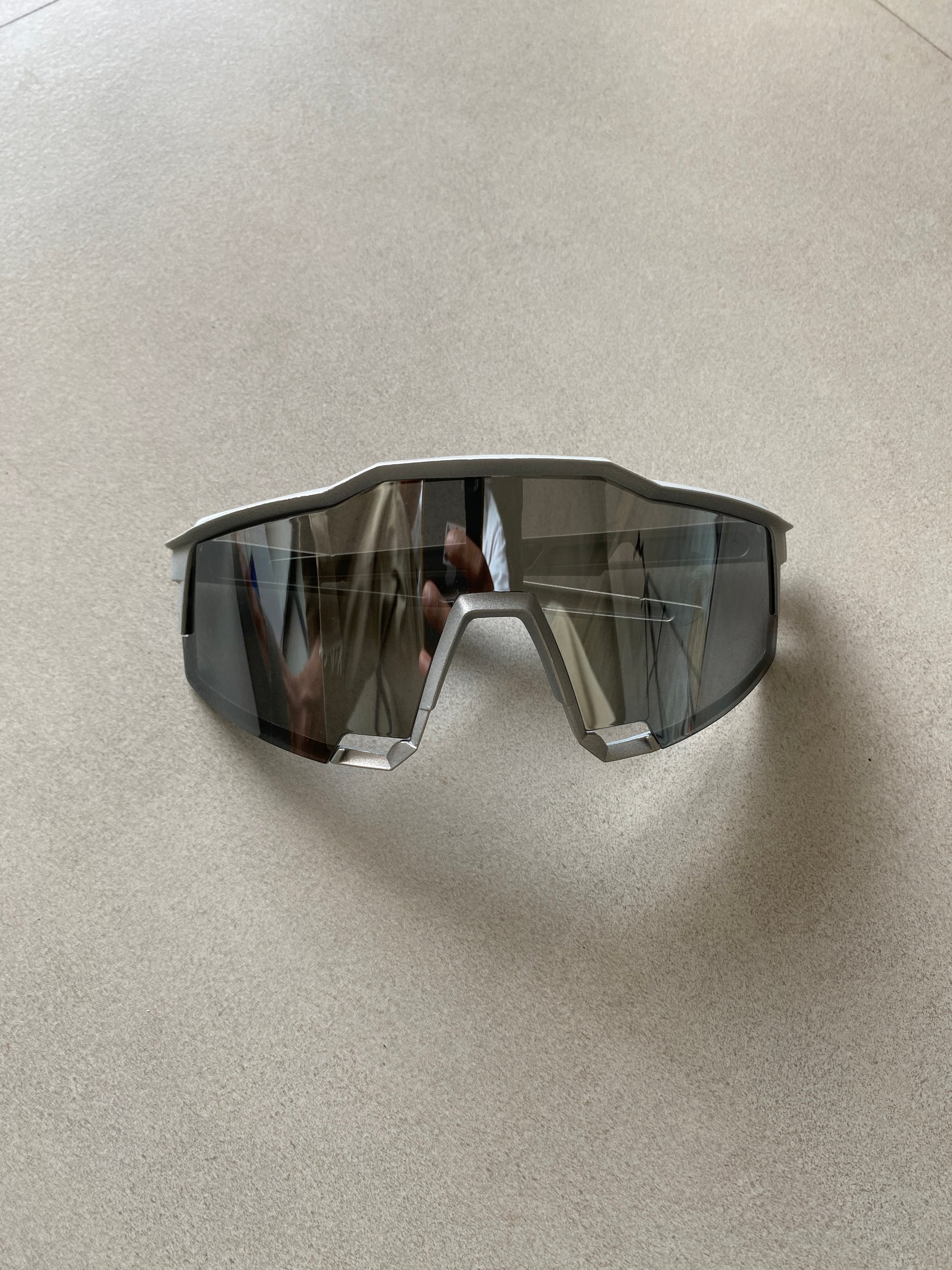 UV PROTECTED SPORTS GOGGLES