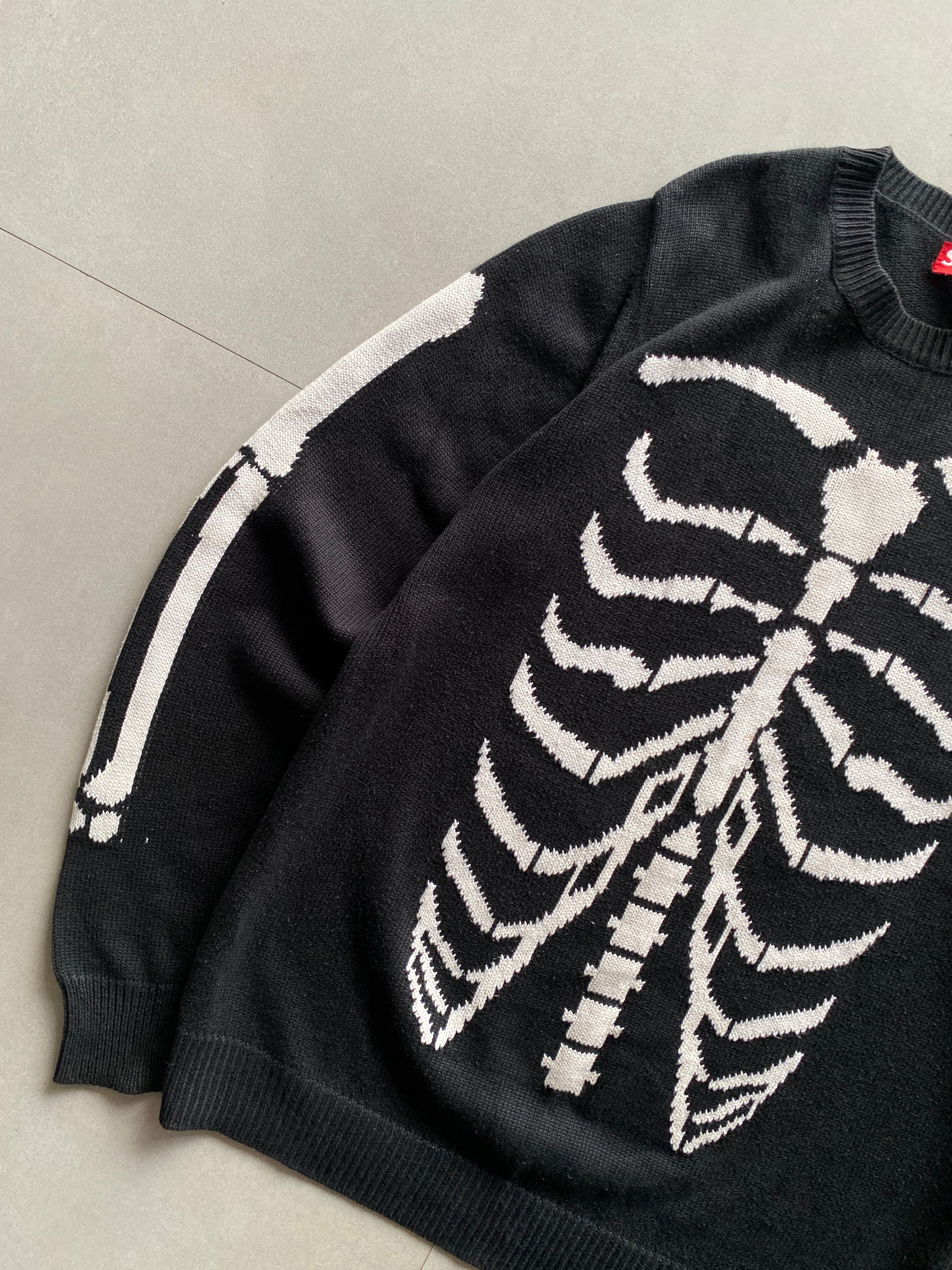 SUPREME SKELETON SWEATSHIRT - M