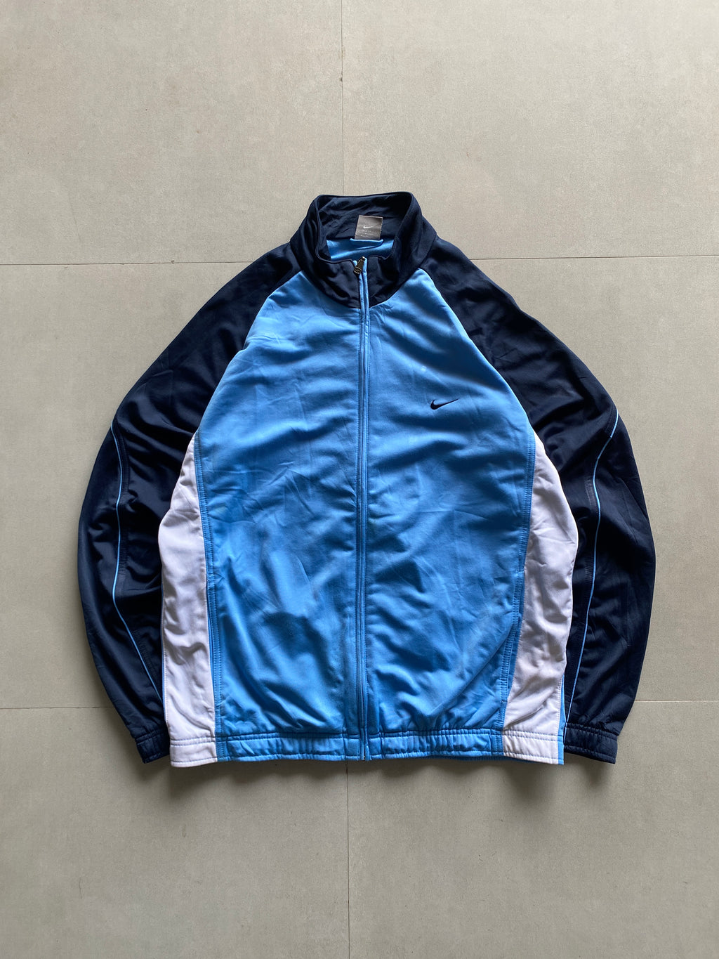 VINTAGE NIKE JACKET - L