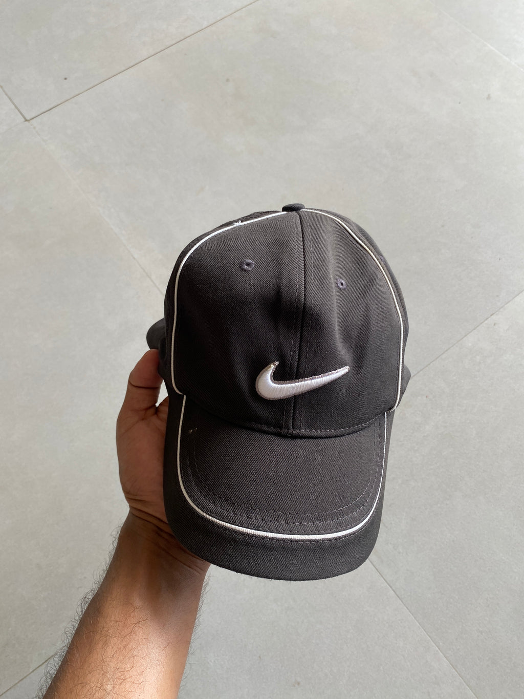 VINTAGE NIKE CAP