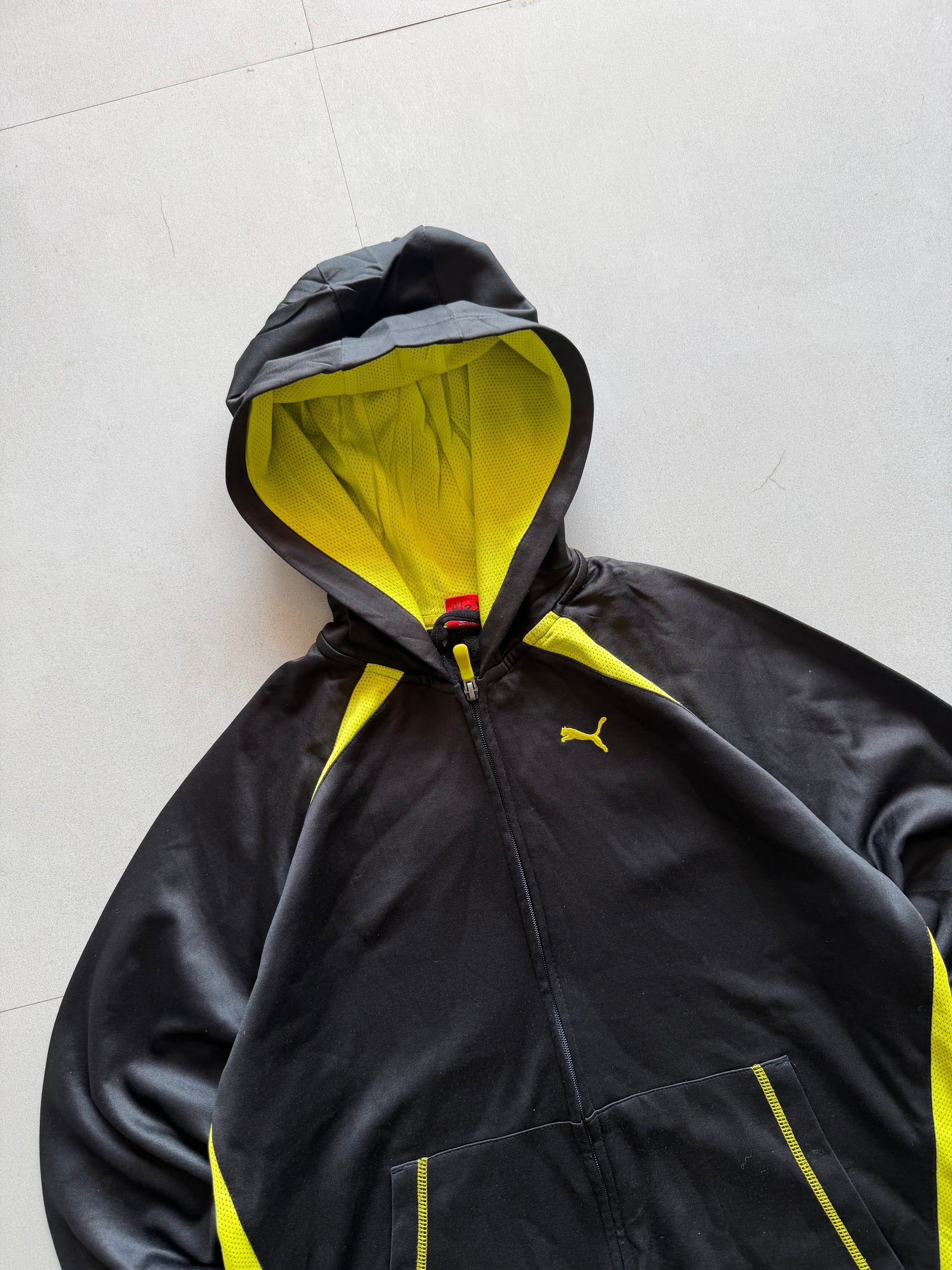 PUMA HOODED JACKET - M