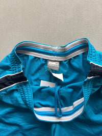 VINTAGE NIKE SHORTS - M