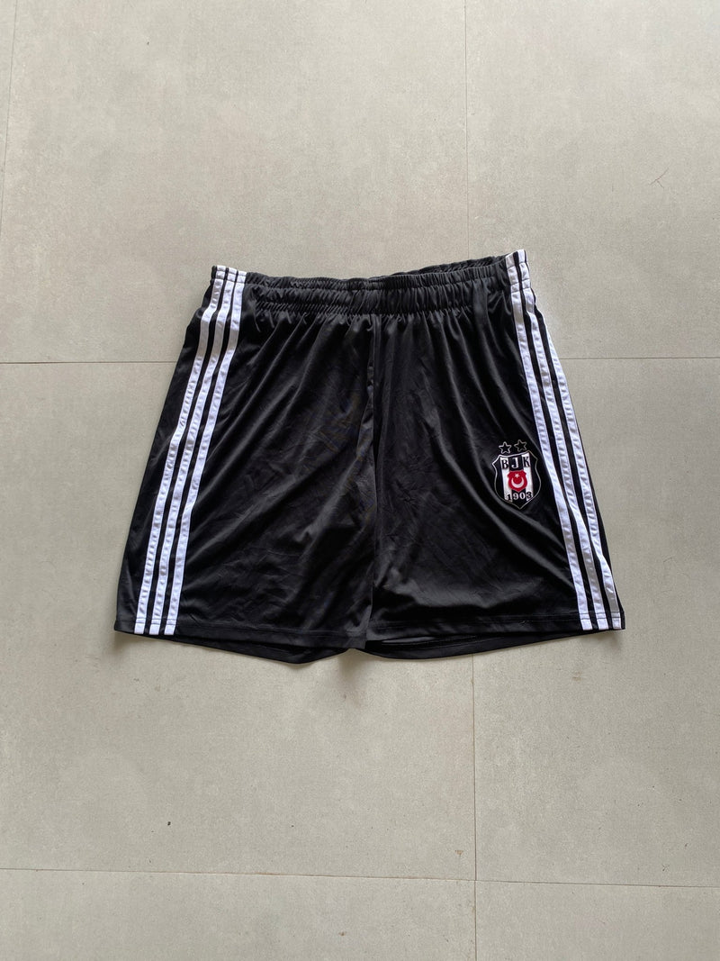 ADIDAS BESIKTAS SHORTS - M - Aged Arc