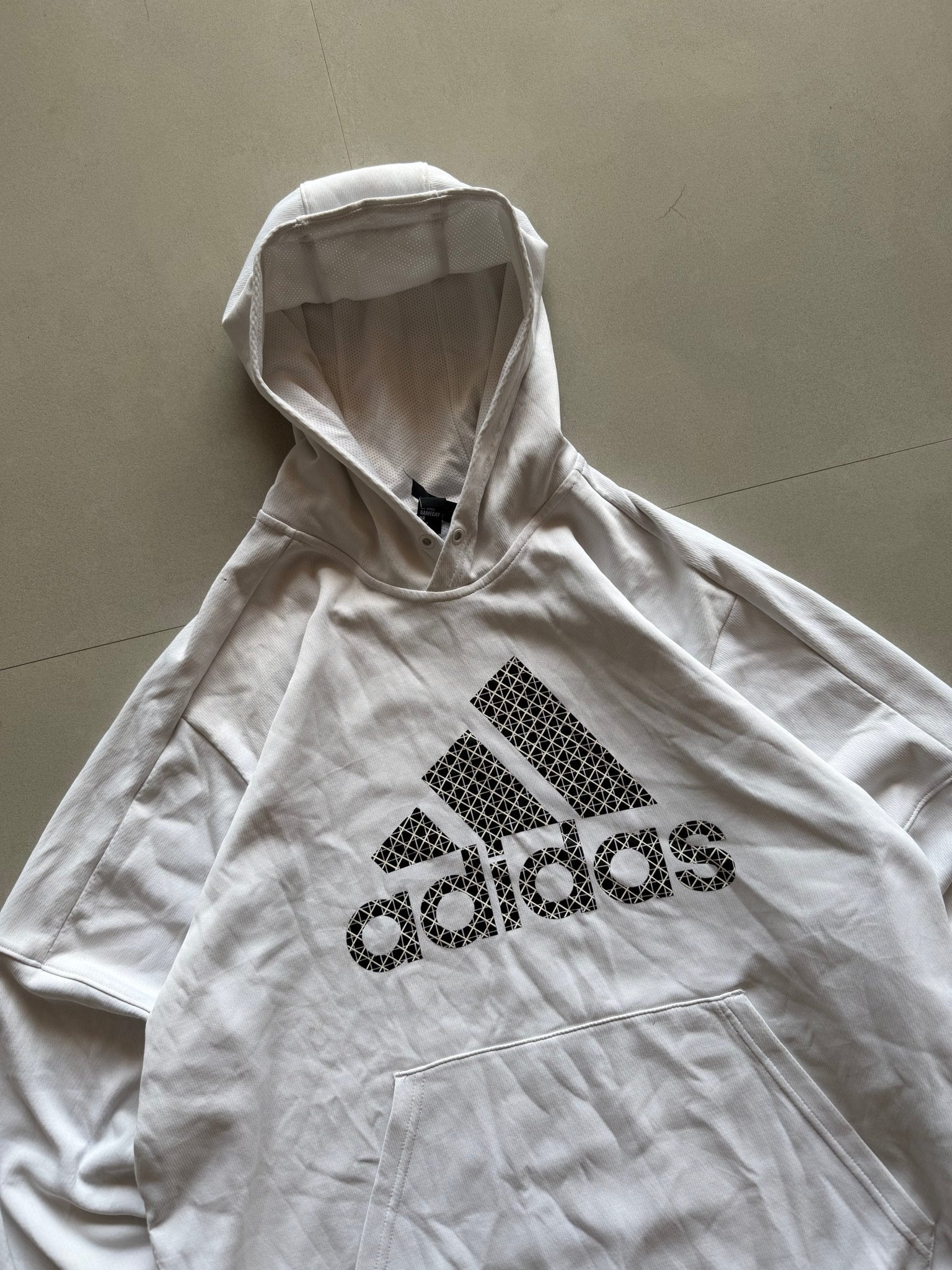 ADIDAS BIG LOGO HOODIE - XL - Aged Arc