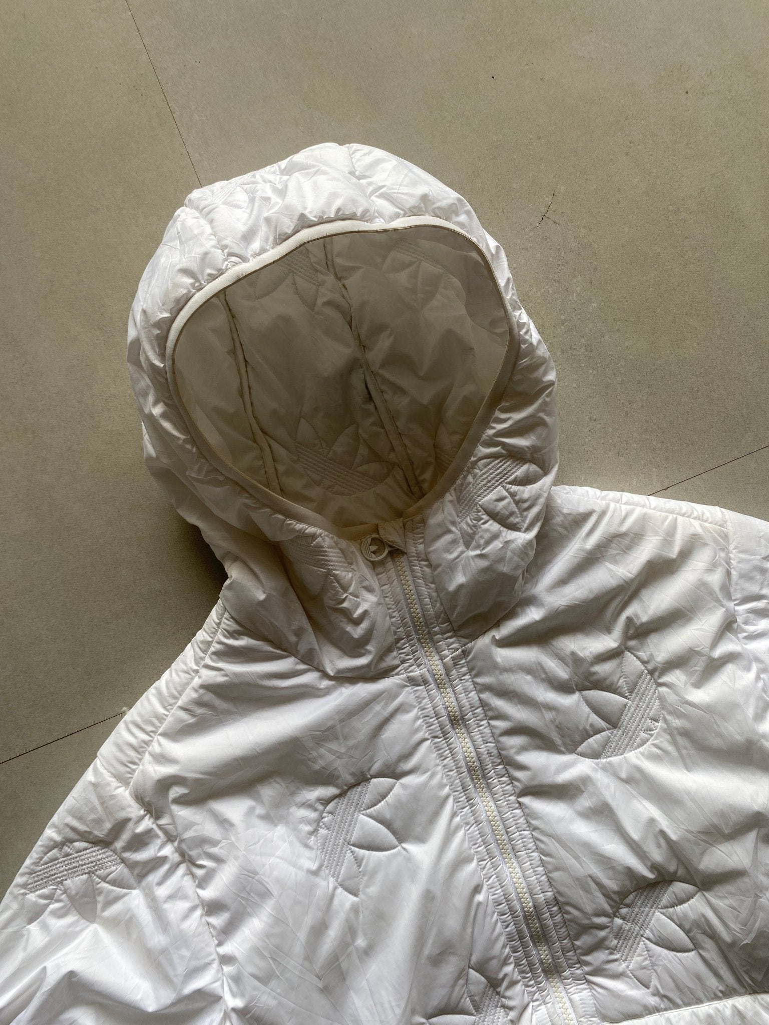 ADIDAS ORGINALS TREFOIL PUFFER JACKET - XL - Aged Arc