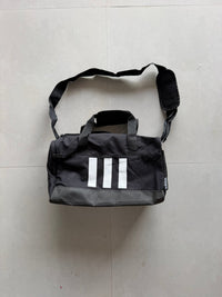 ADIDAS SHOULDER BAG - Aged Arc