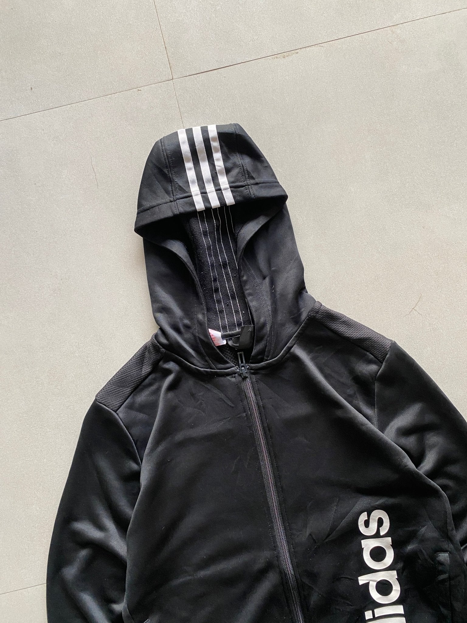 ADIDAS STRIPED SPELL OUT JACKET - XXS - Aged Arc