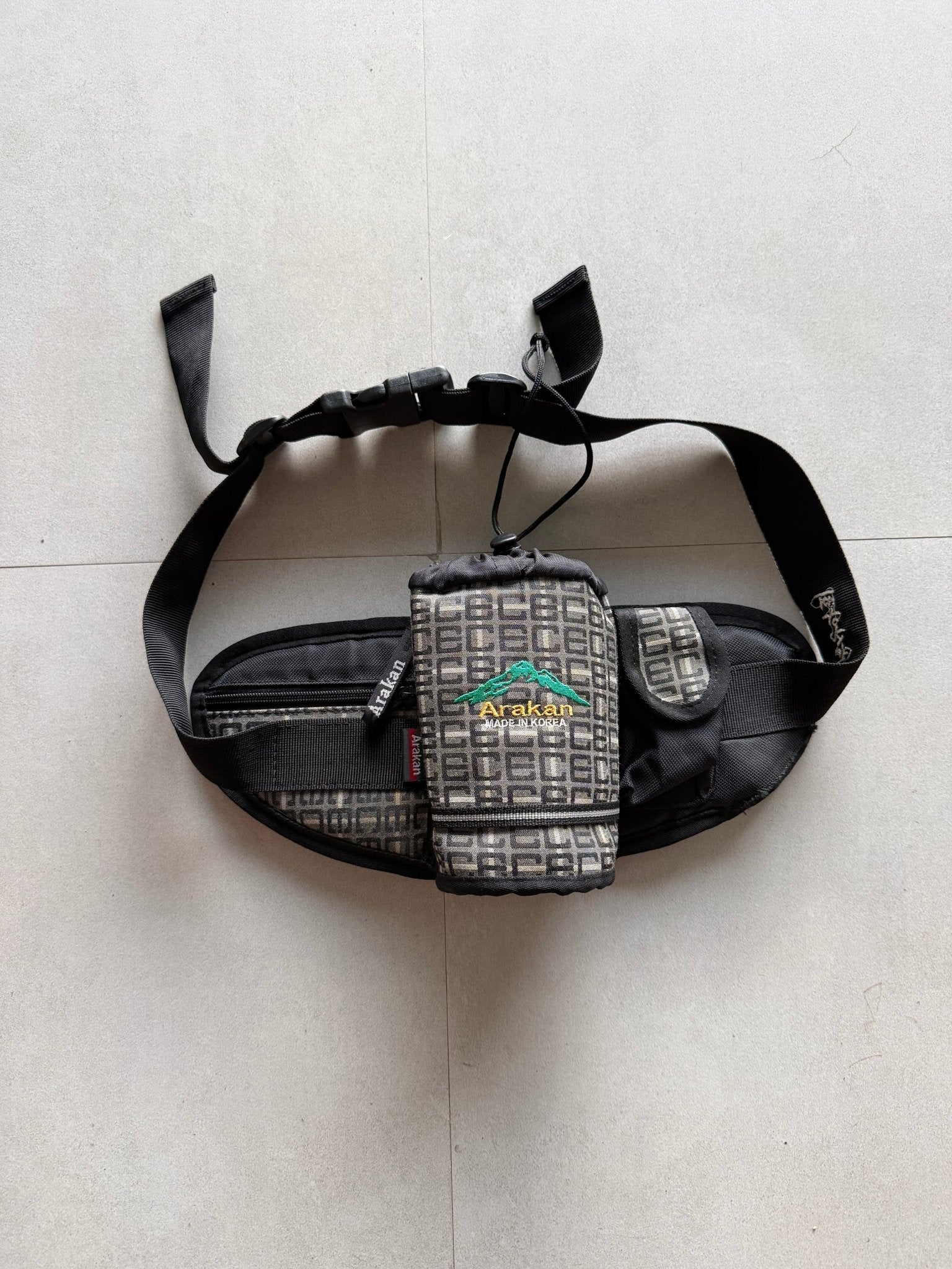 ARKAN HIKING WAIST BAG - Aged Arc