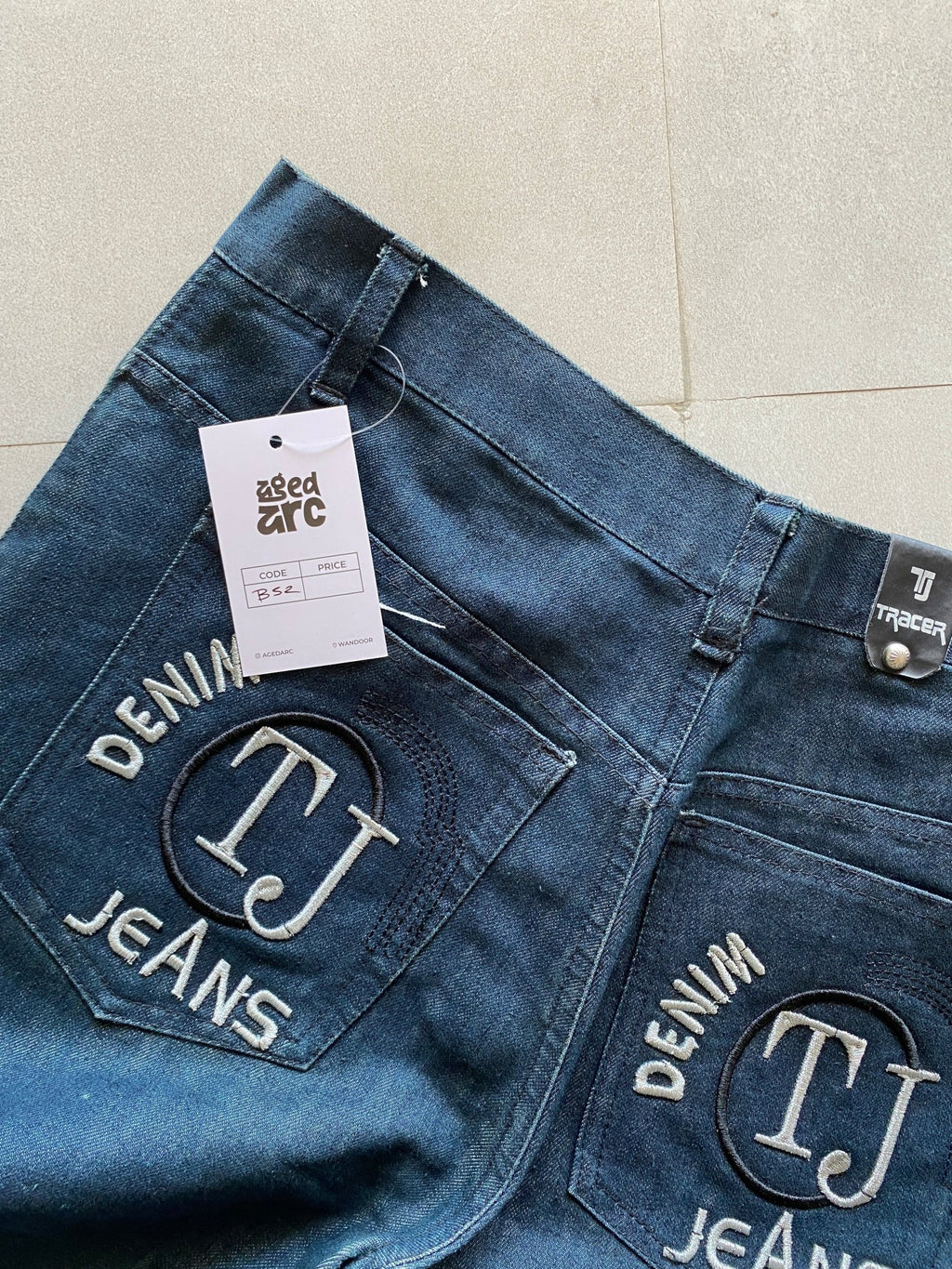B52 VINTAGE STRAIGHT FIT DENIM - L - Aged Arc