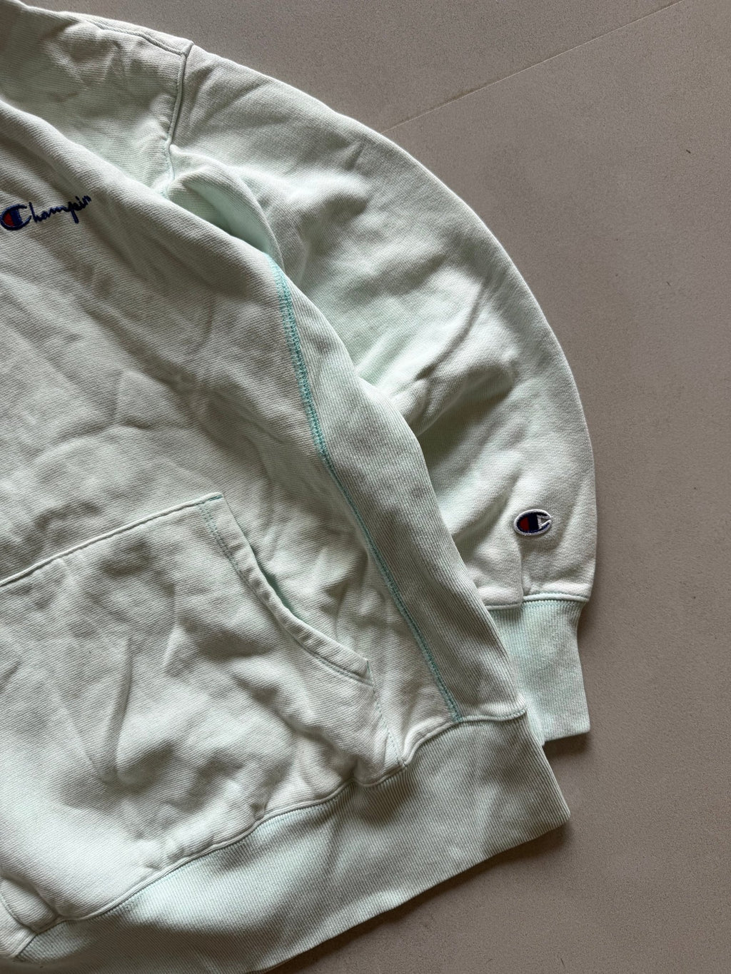 CHAMPION HOODIE - S - Aged Arc