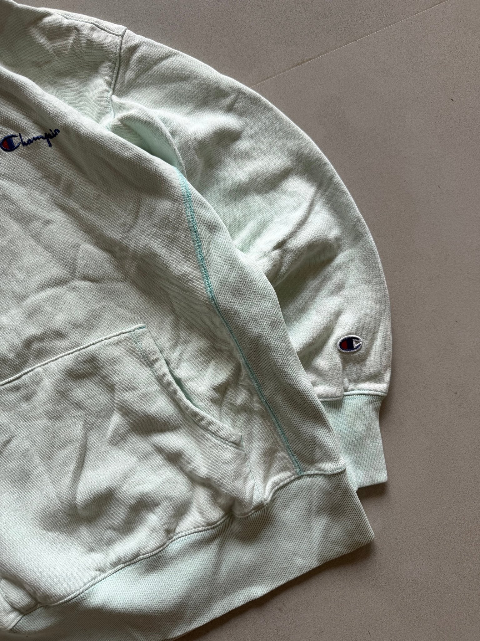 CHAMPION HOODIE - S - Aged Arc