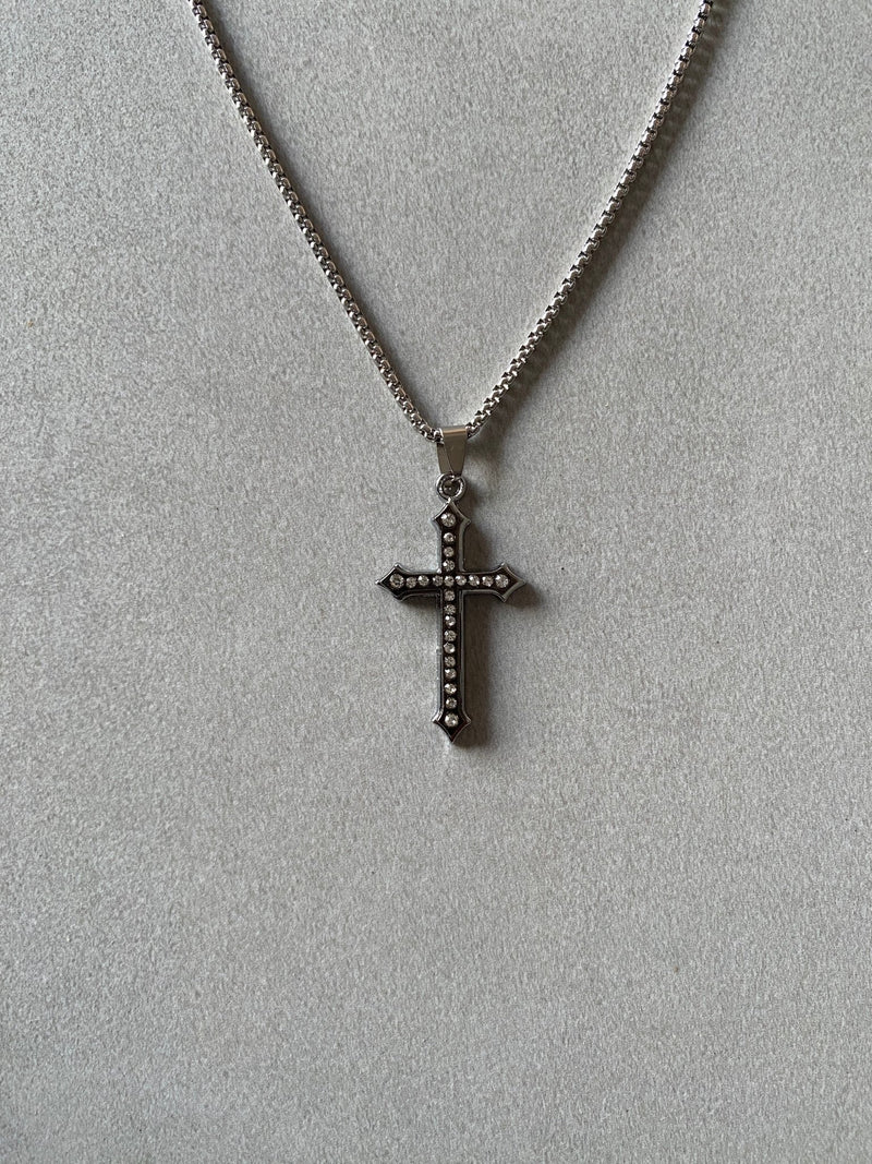CROSS PENDANT CHAIN - Aged Arc