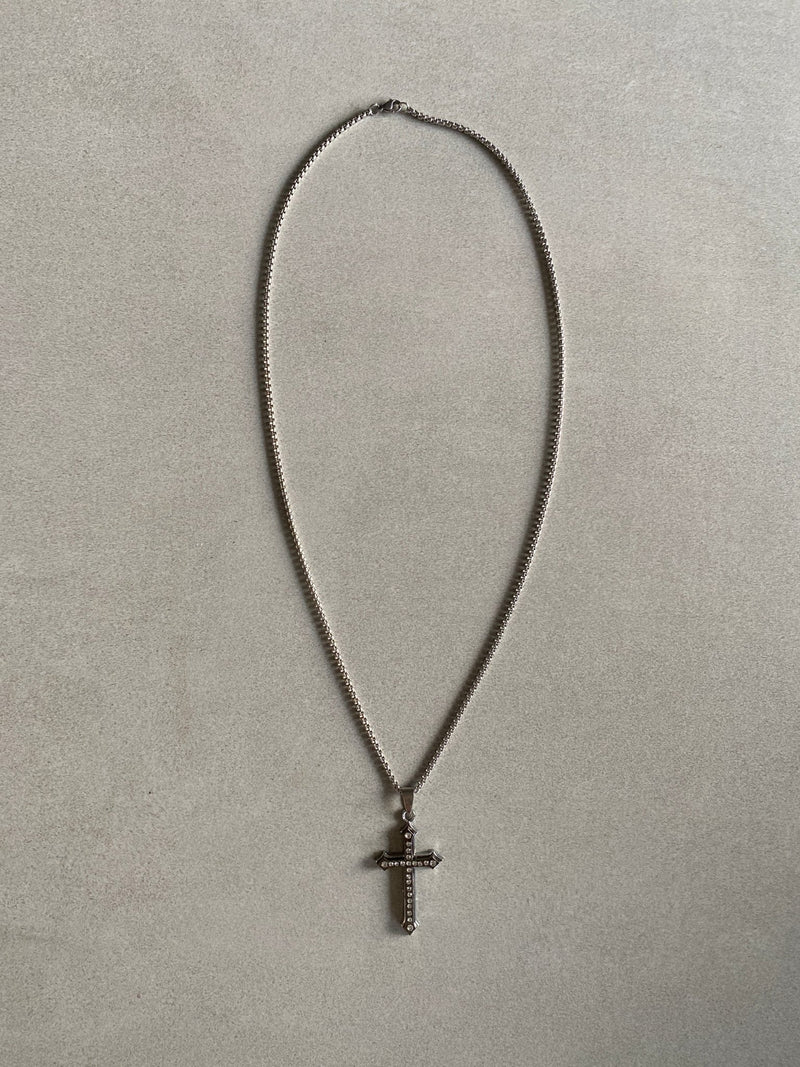 CRUCIFIX CROSS PENDANT CHAIN - Aged Arc