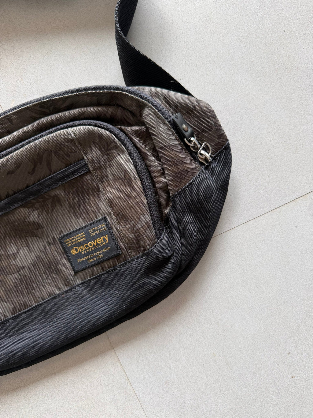 DISCOVERY FANNY PACK - Aged Arc