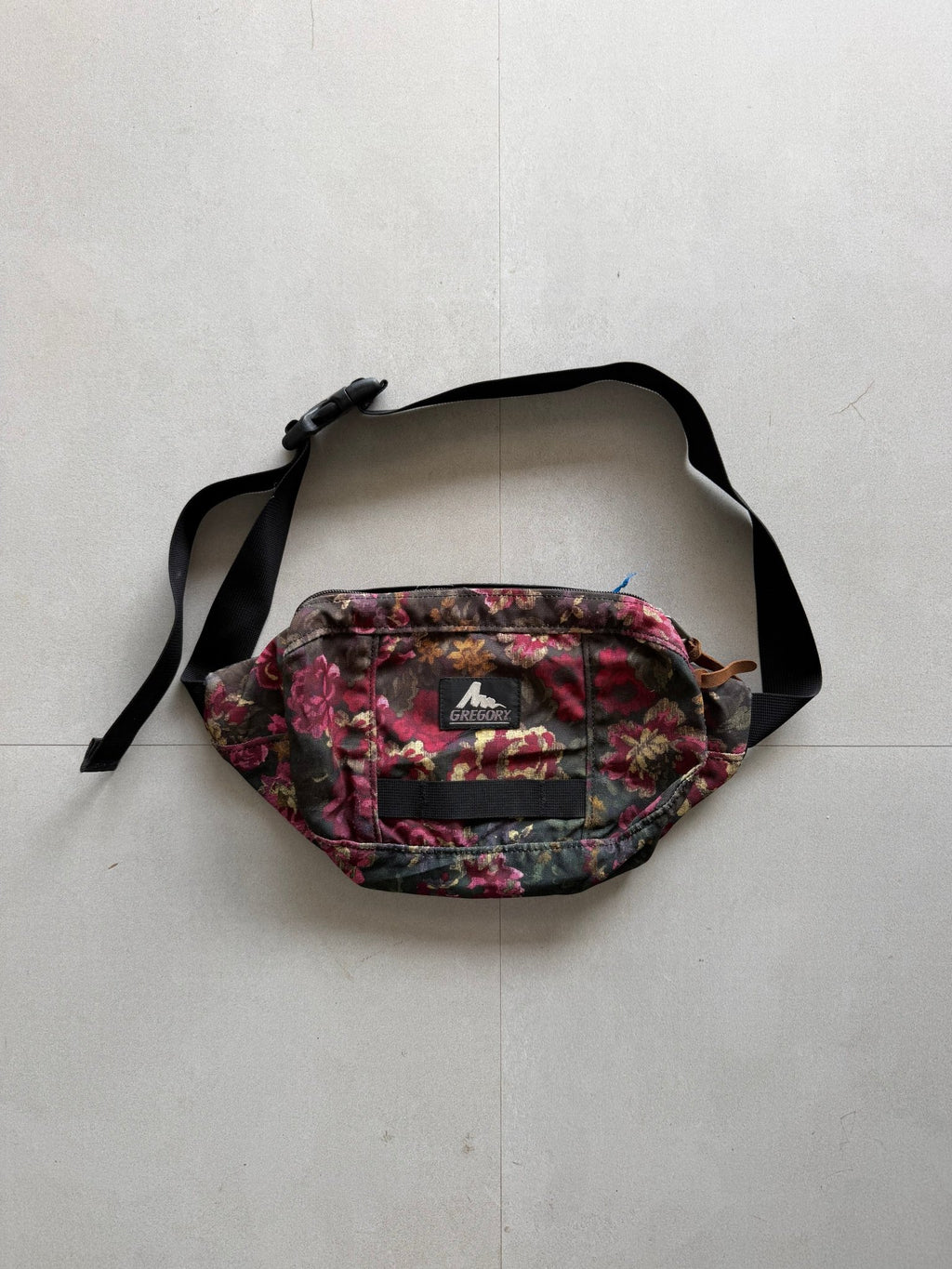 GREGORY FLORAL FANNY PACK - Aged Arc