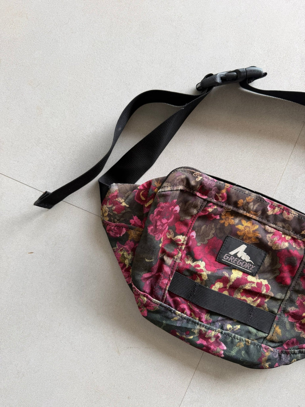 GREGORY FLORAL FANNY PACK - Aged Arc