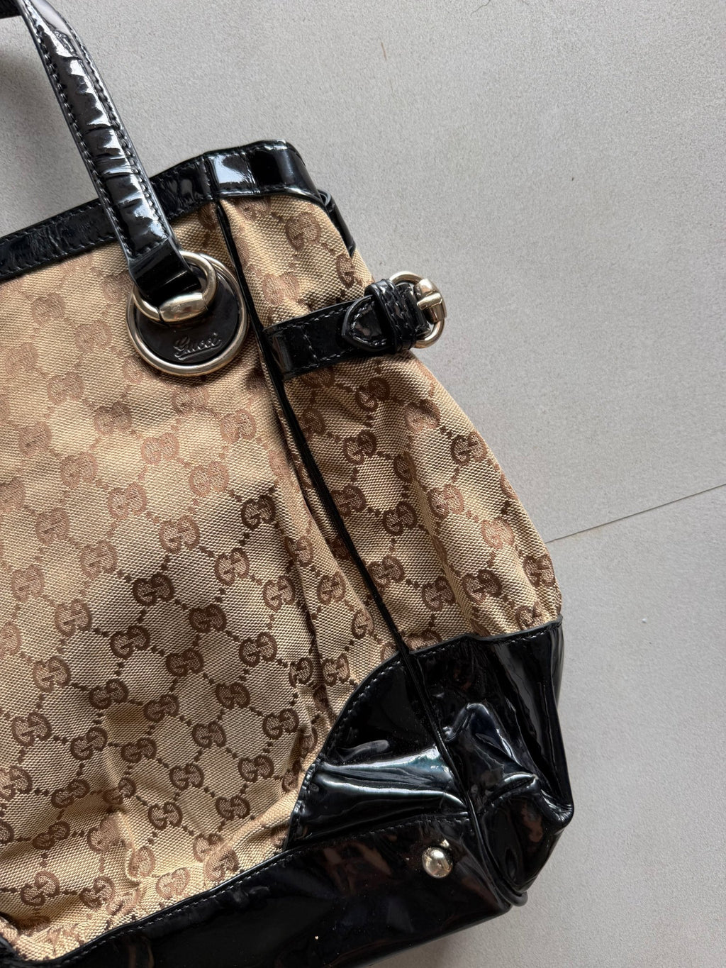 GUCCI HAND BAG - Aged Arc