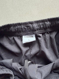GYM SHARK SHORTS - M - Aged Arc