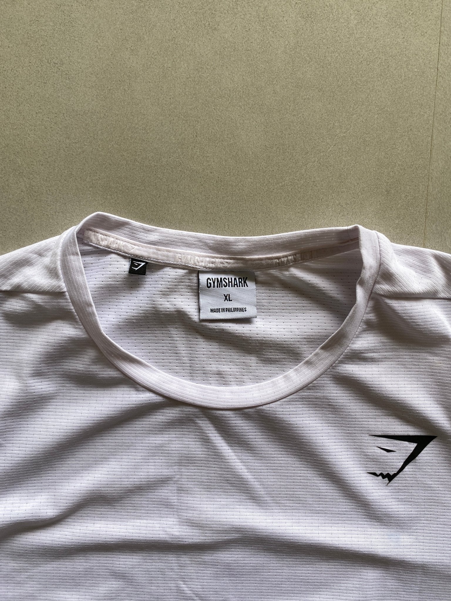 GYM SHARK TEE - XL - Aged Arc