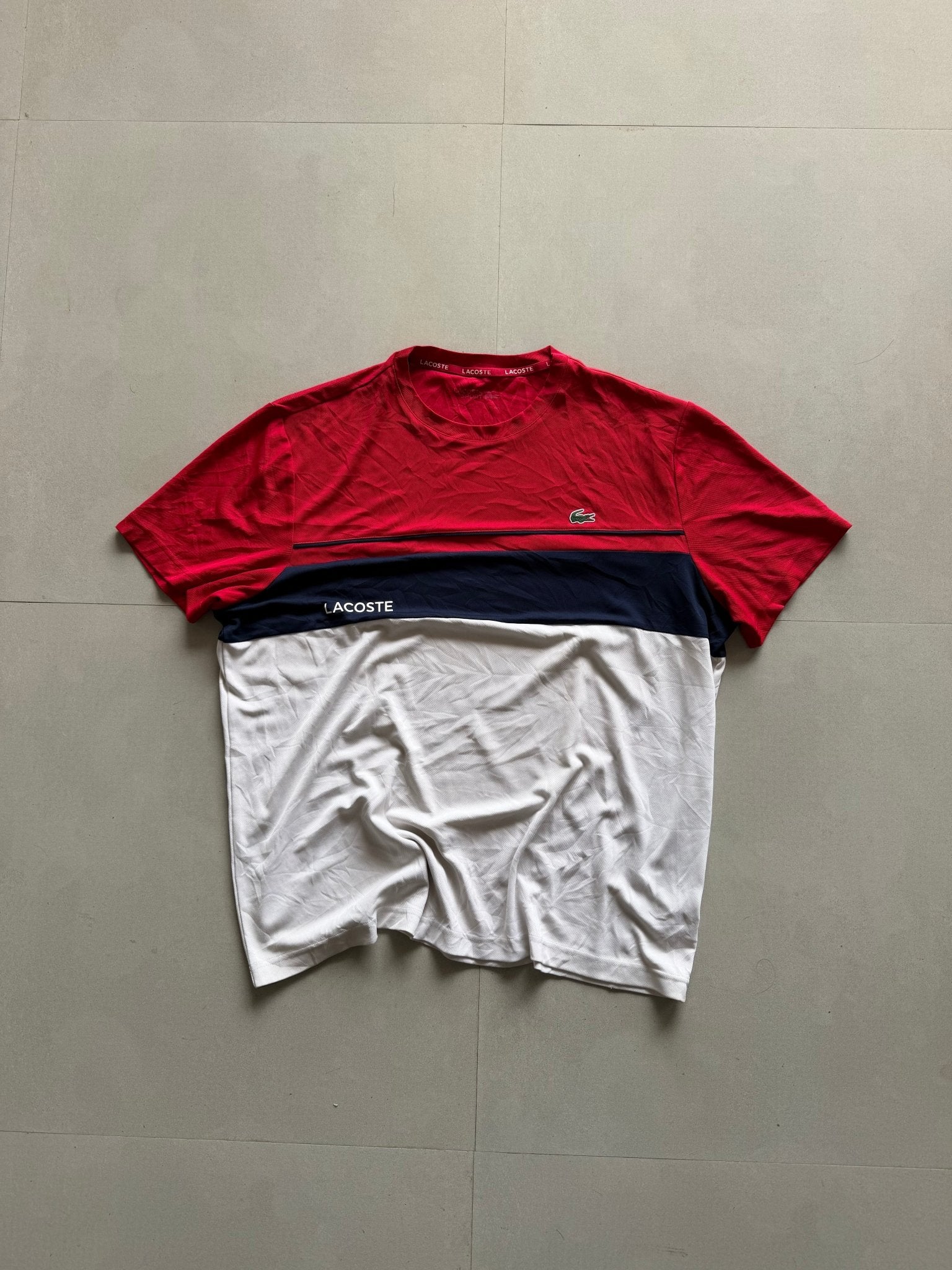 LACOSTE DRI FIT TEE - XL - Aged Arc