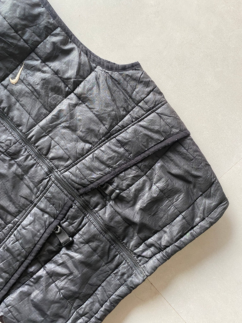 NIKE ACG QUILTED VEST -L - Aged Arc