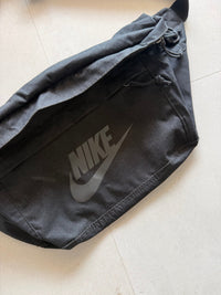 NIKE SHOULDER BAG - Aged Arc