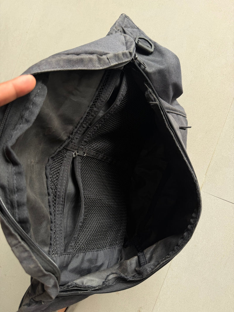 NIKE SHOULDER BAG - Aged Arc