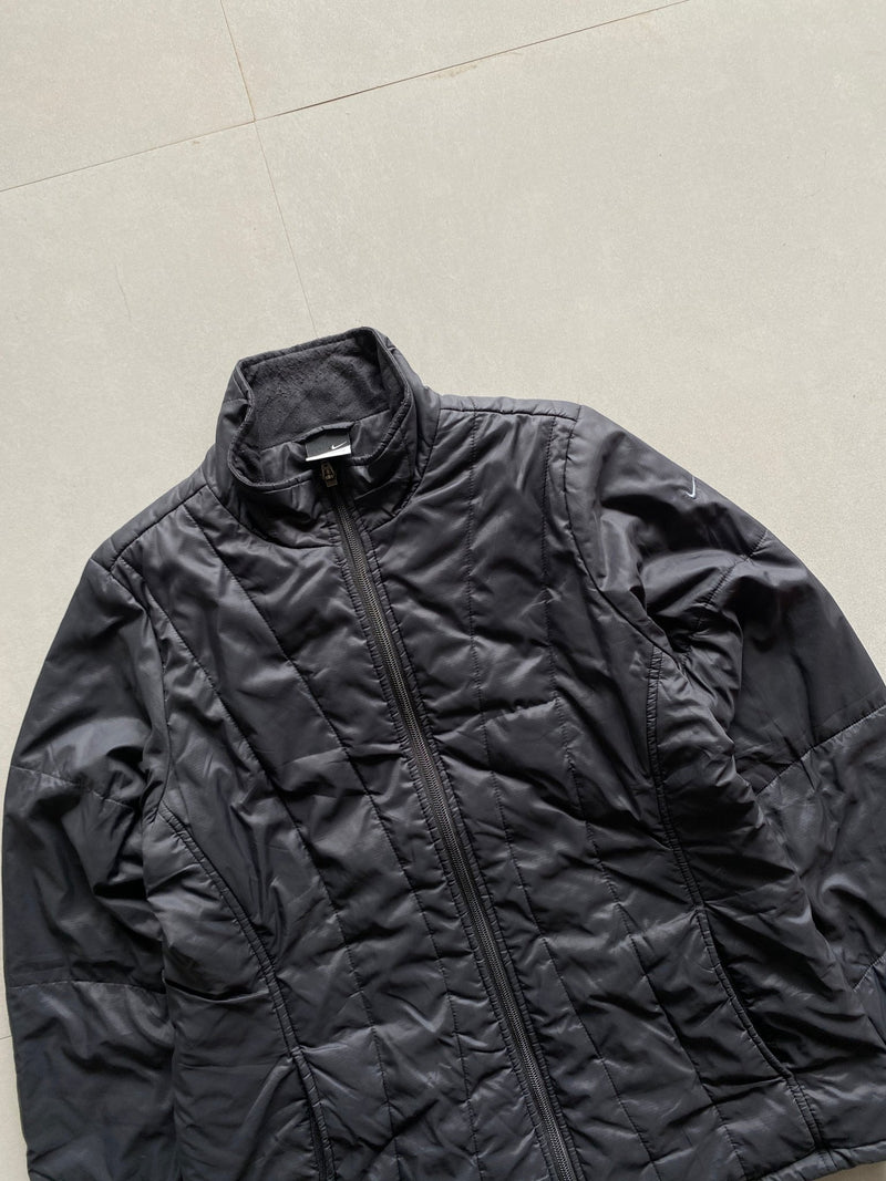 NIKE WOMENS LIGHT WEIGHT PUFFER JACKET - S - Aged Arc