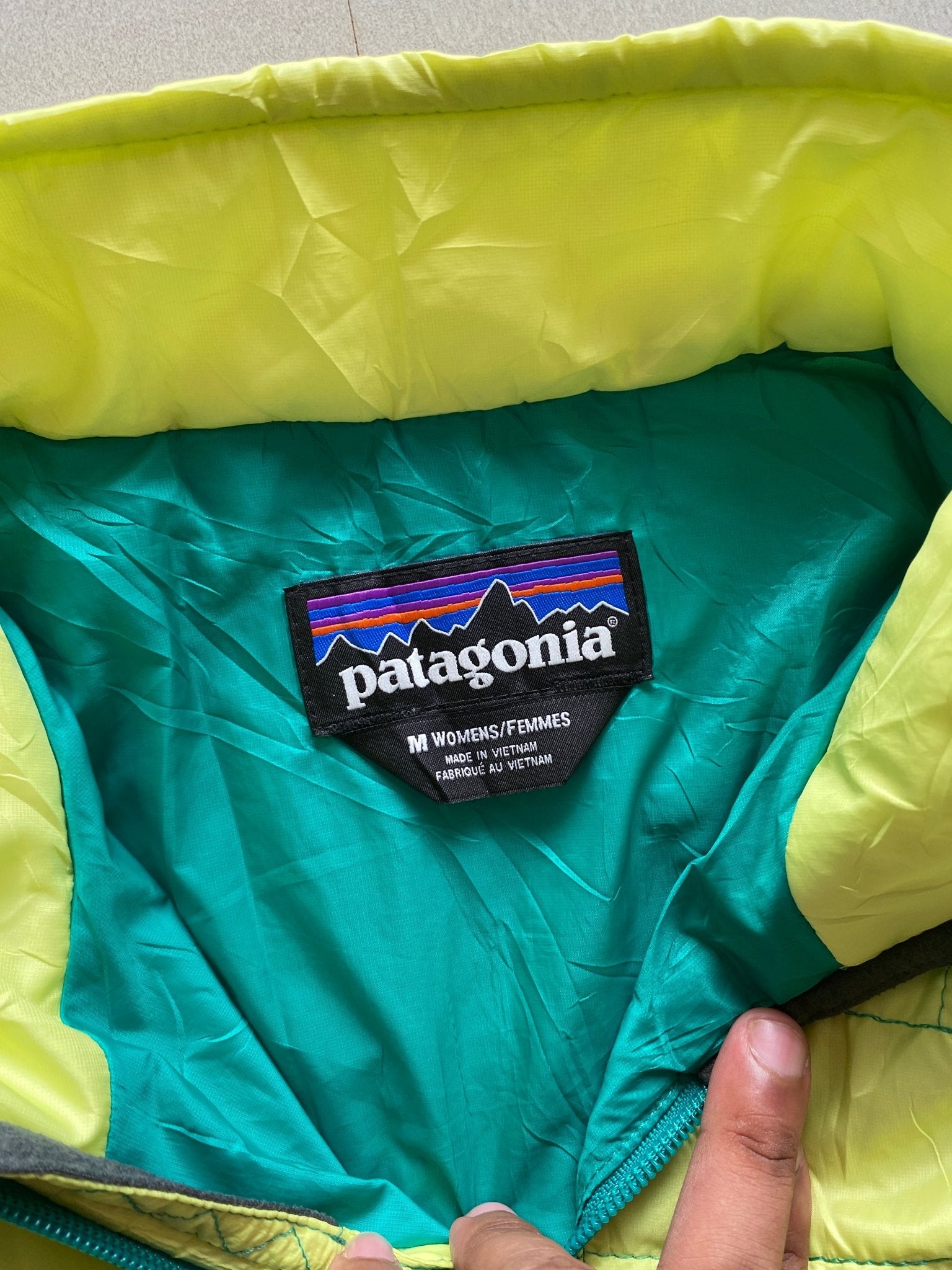 PATAGONIA NANO LIGHT PUFFER JACKET - S - Aged Arc